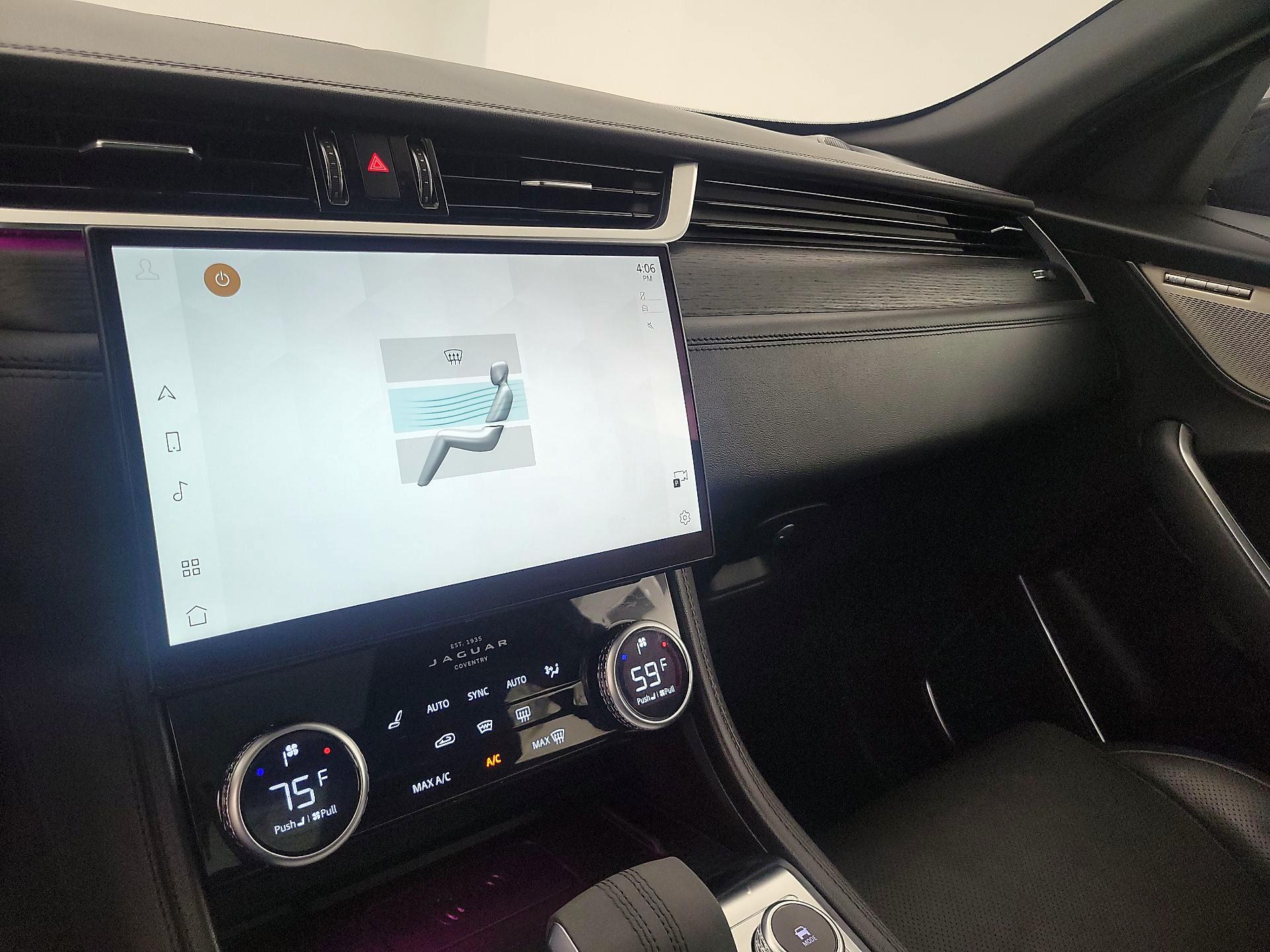 Thumbnail: 2023 Jaguar F-Pace - 17