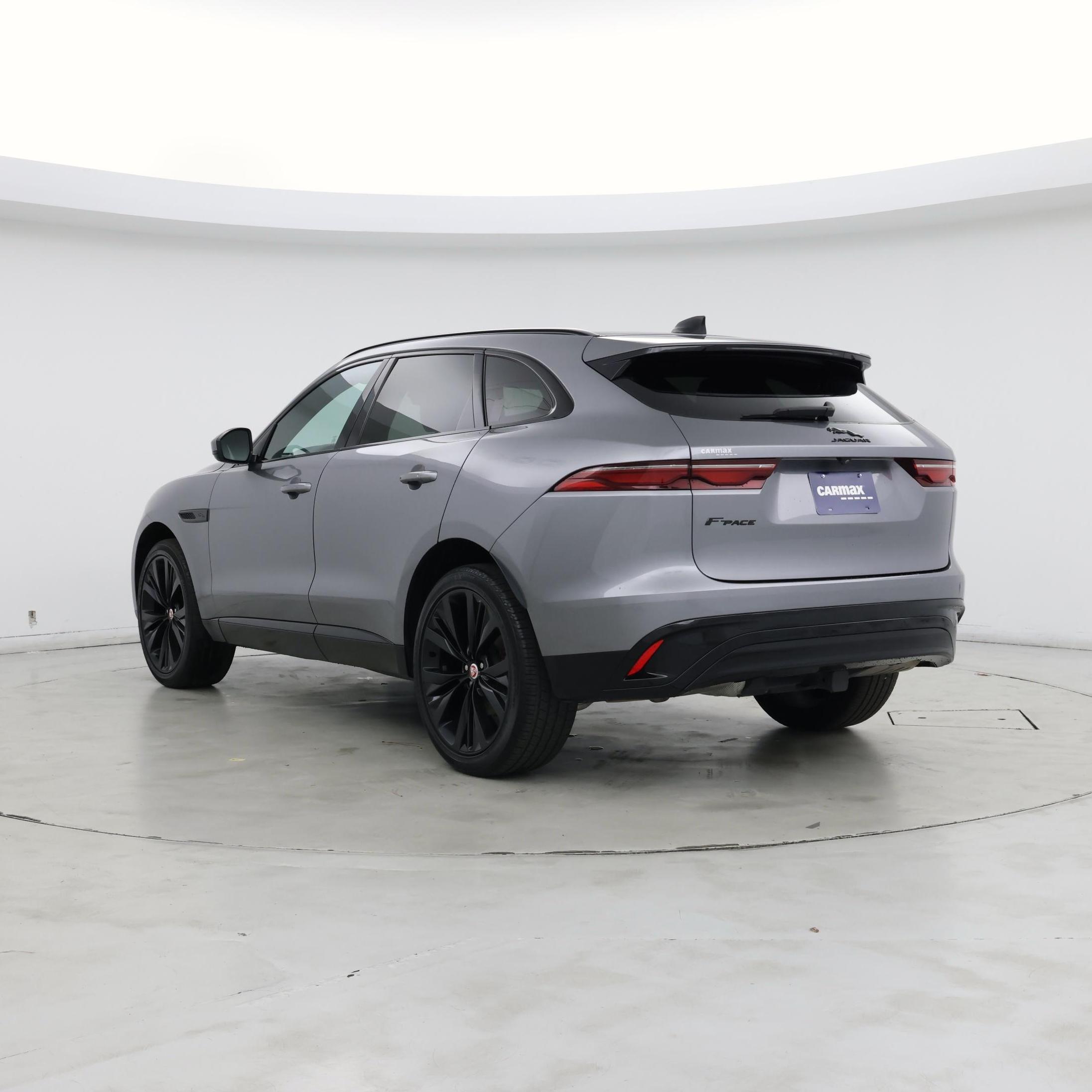 Thumbnail: 2023 Jaguar F-Pace - 2