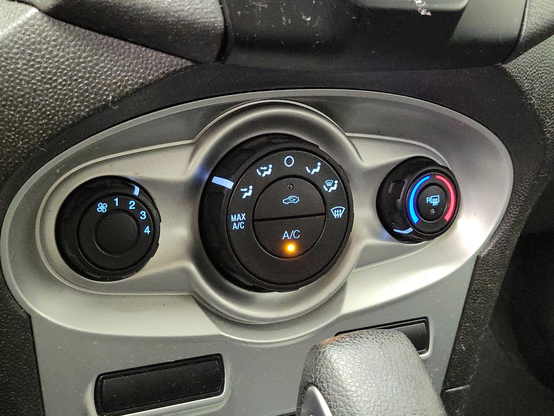 Thumbnail: 2019 Ford Fiesta - 16