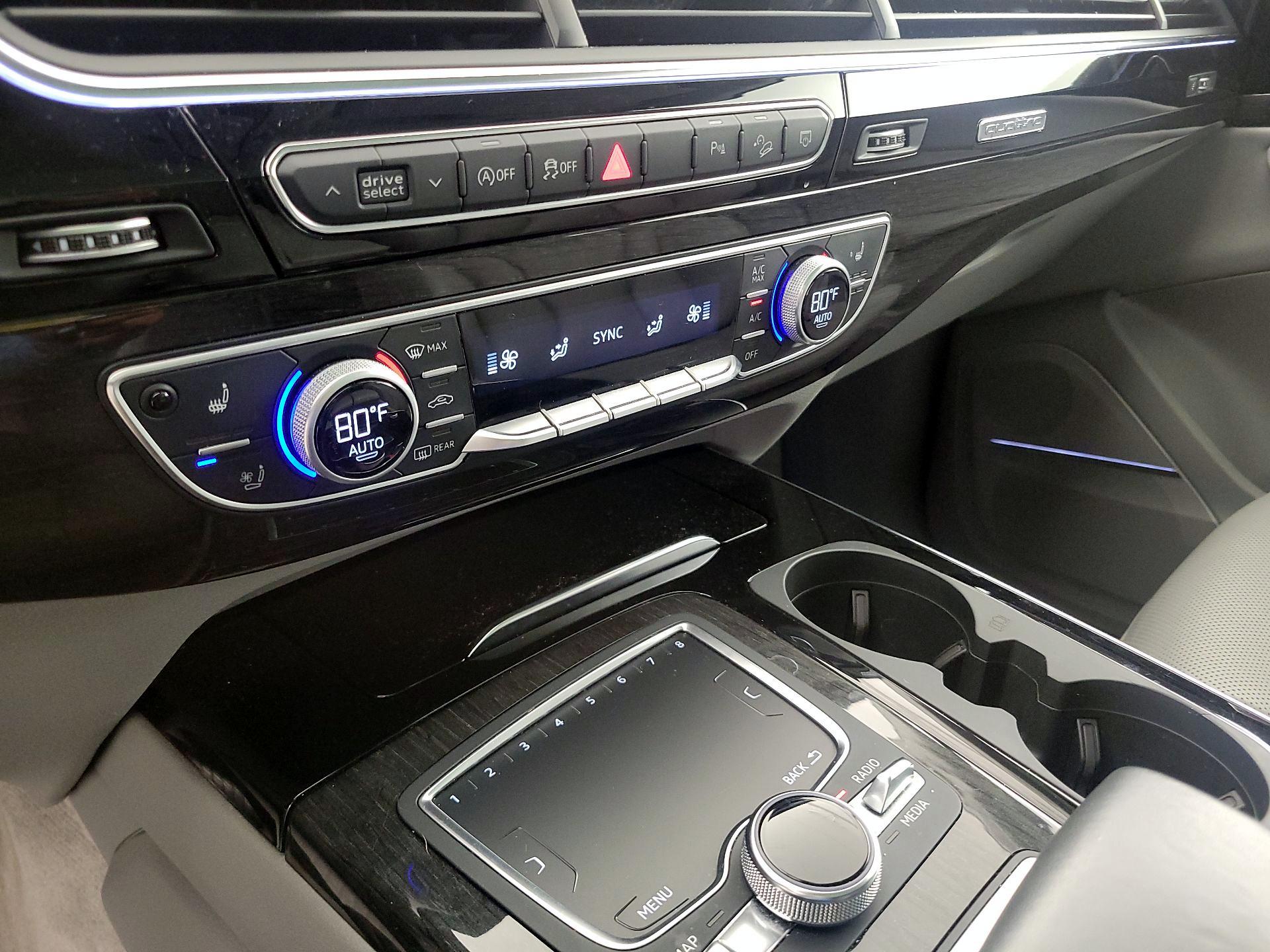 Thumbnail: 2019 Audi Q7 - 17