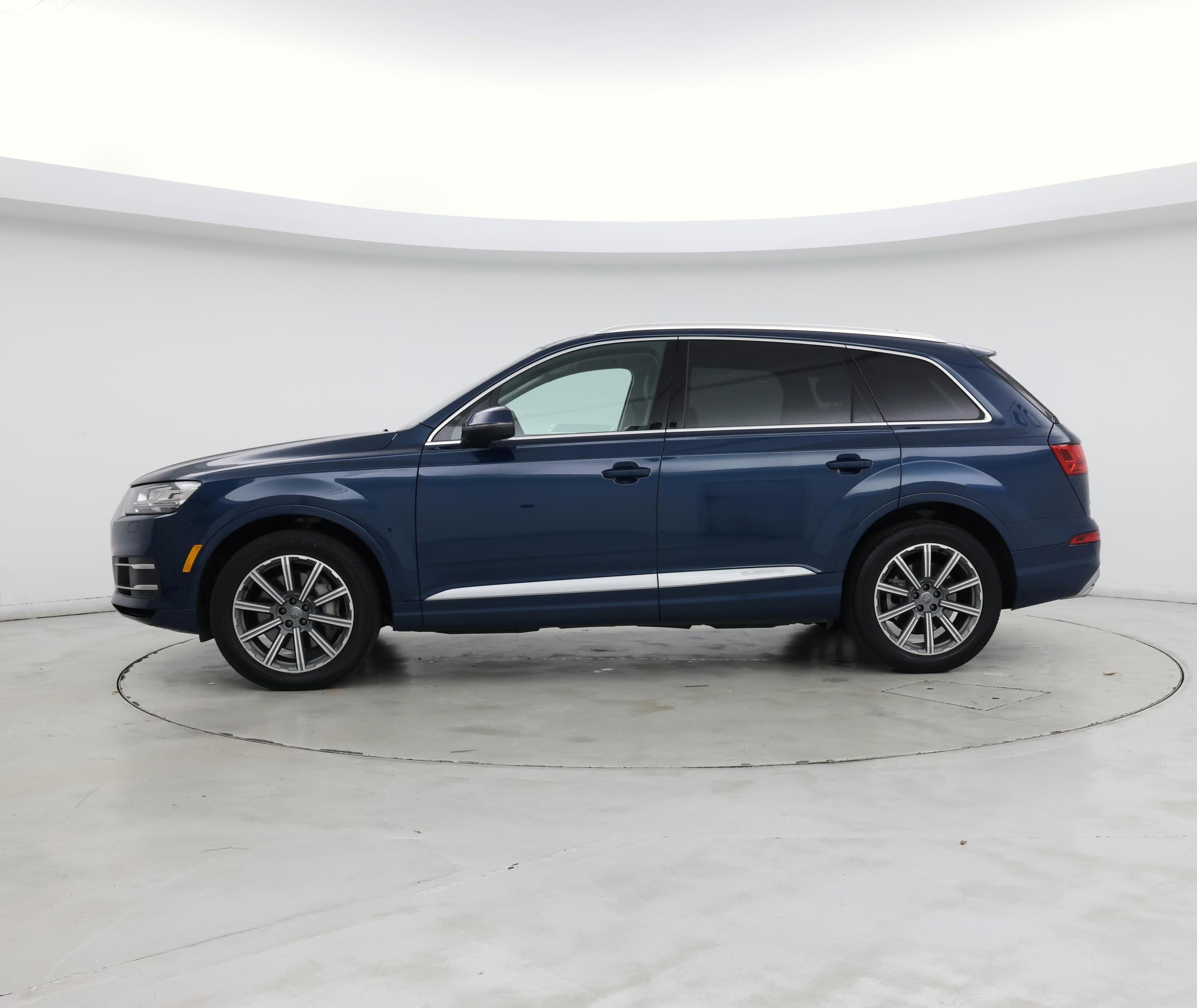 Thumbnail: 2019 Audi Q7 - 3