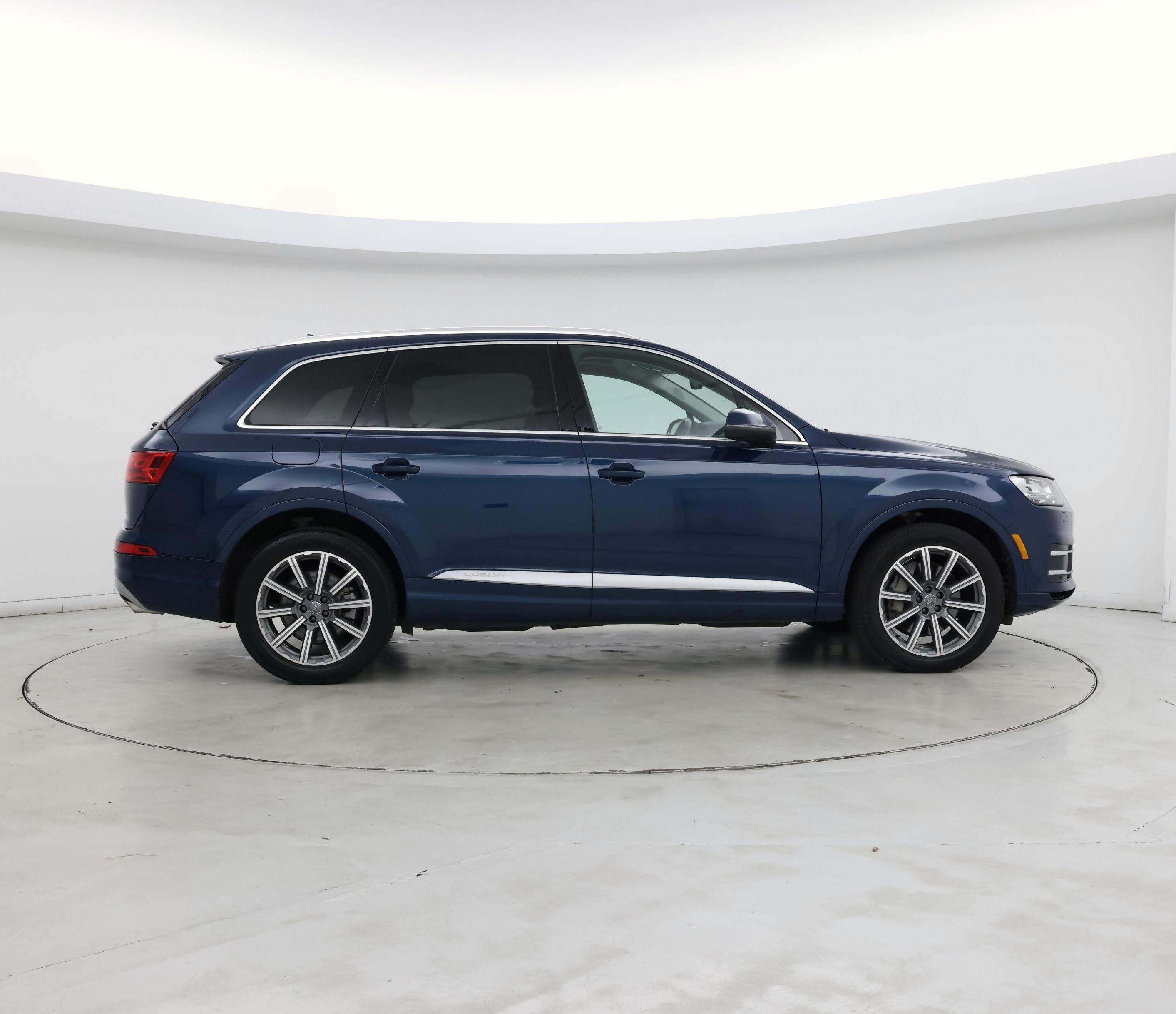 Thumbnail: 2019 Audi Q7 - 7