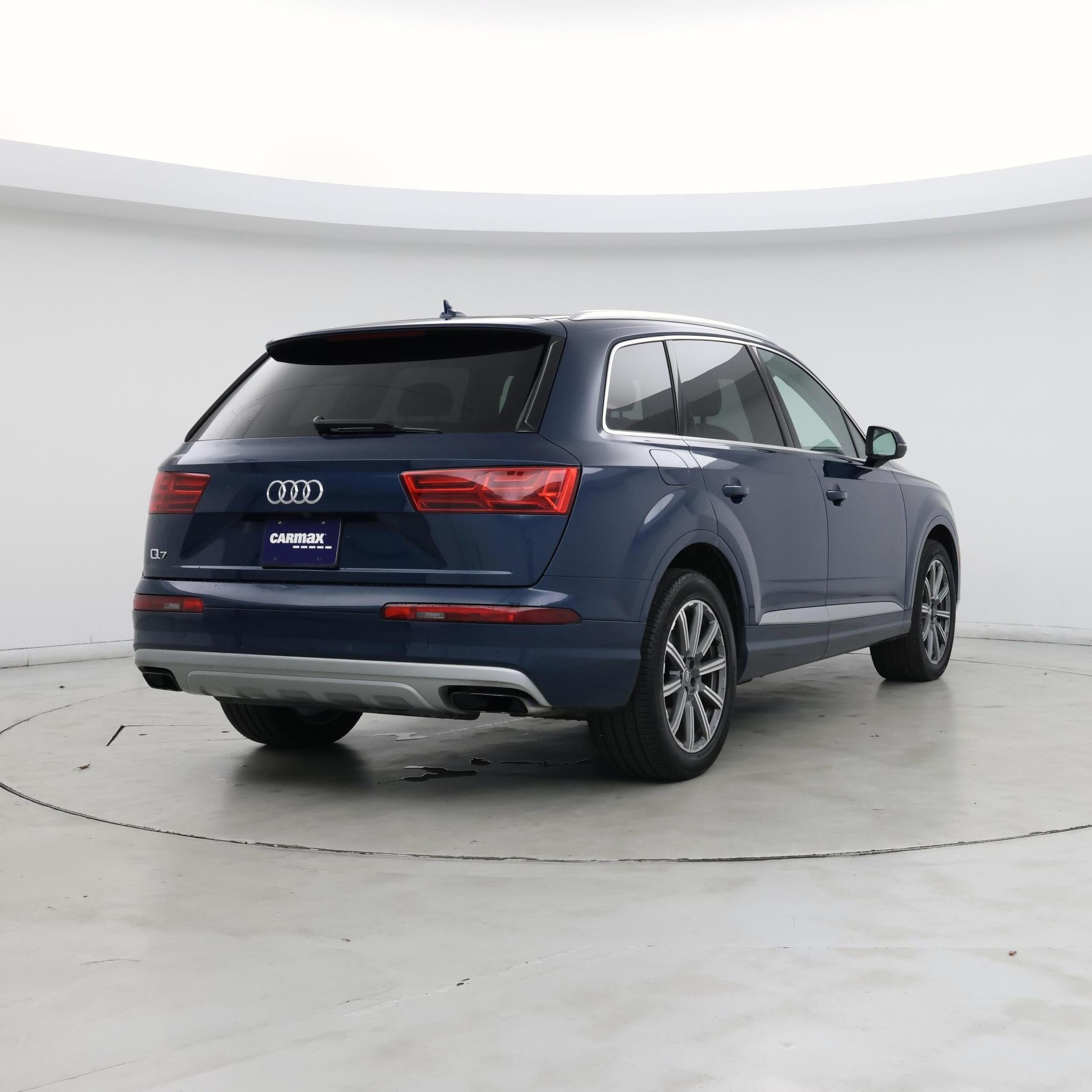 Thumbnail: 2019 Audi Q7 - 8