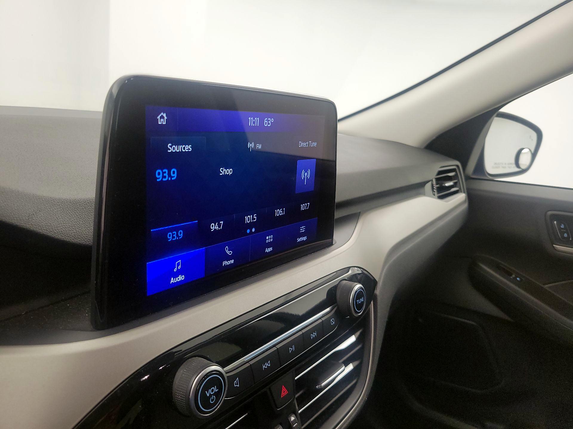 Thumbnail: 2021 Ford Escape - 15