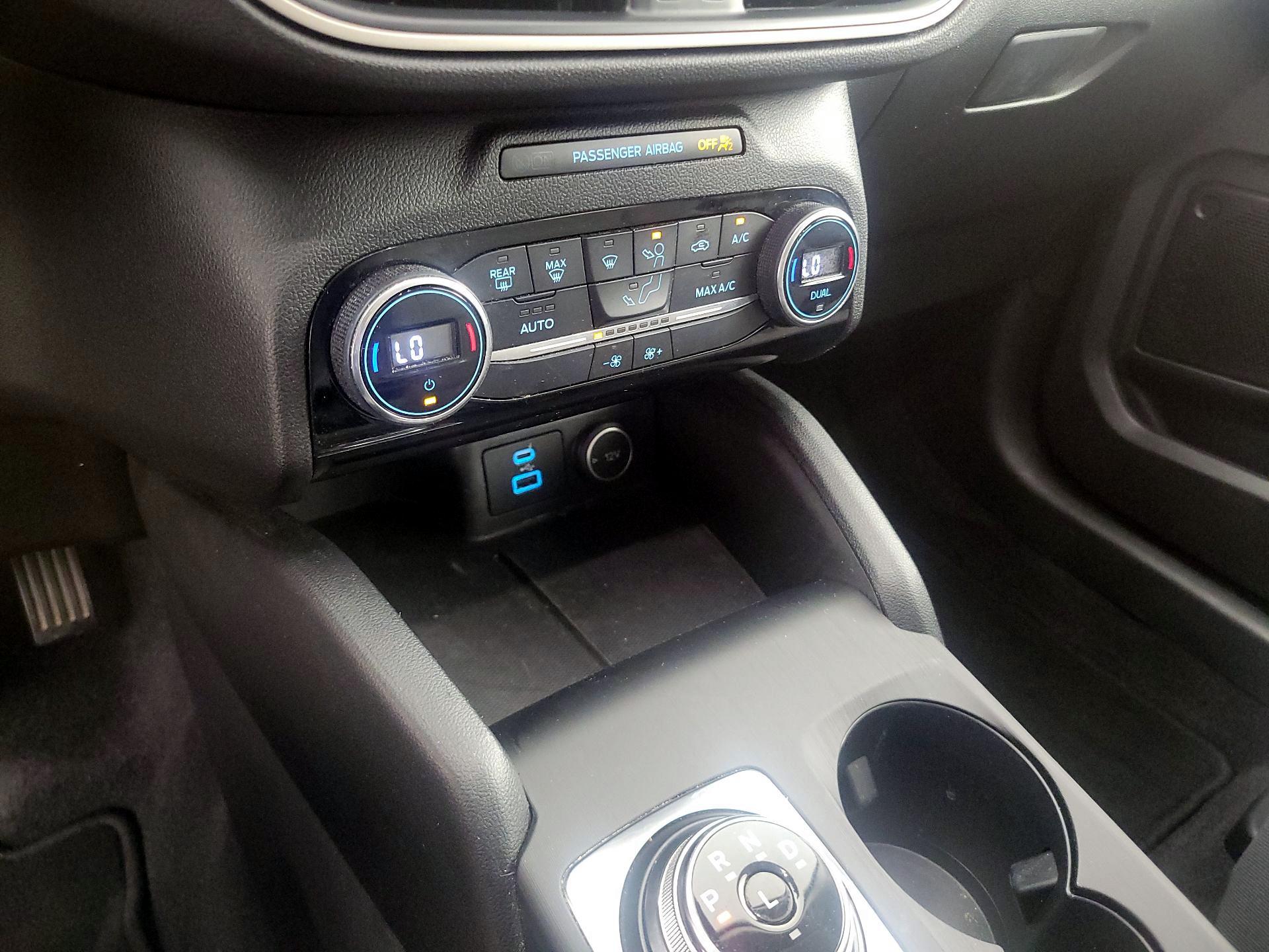 Thumbnail: 2021 Ford Escape - 16