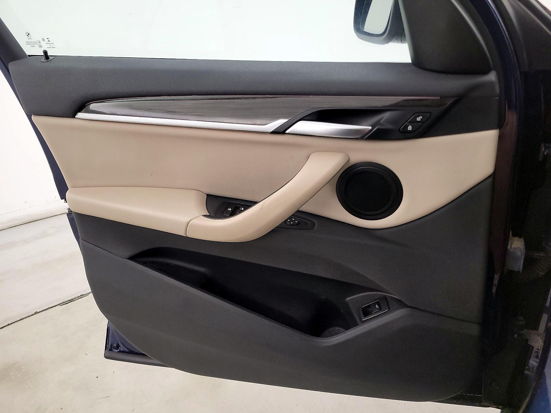 Thumbnail: 2018 BMW X1 - 12