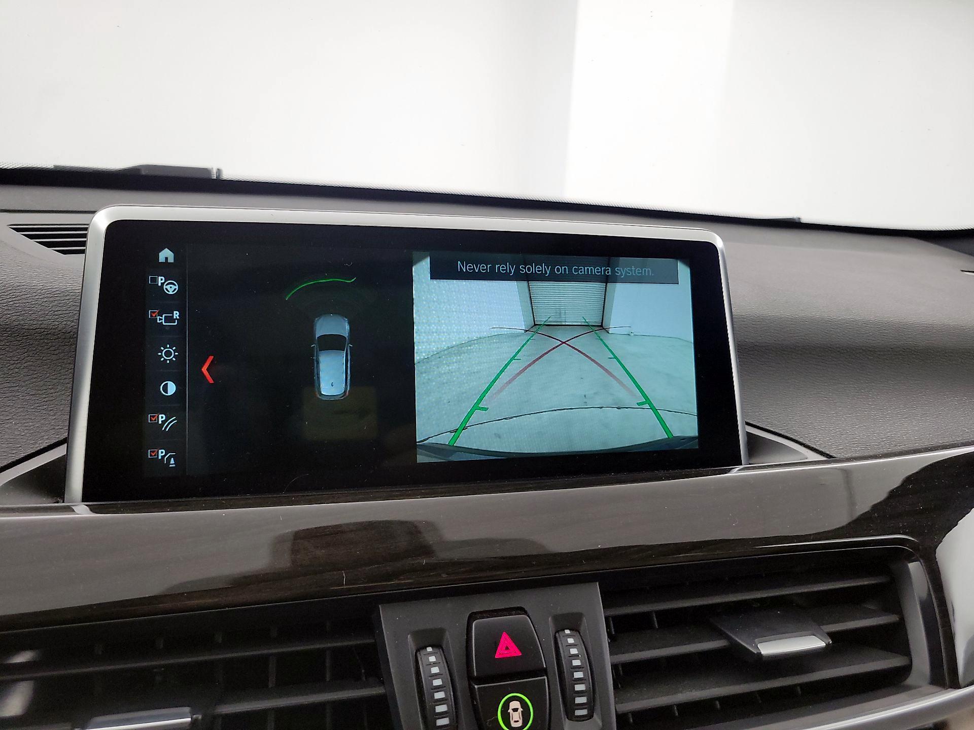 Thumbnail: 2018 BMW X1 - 15