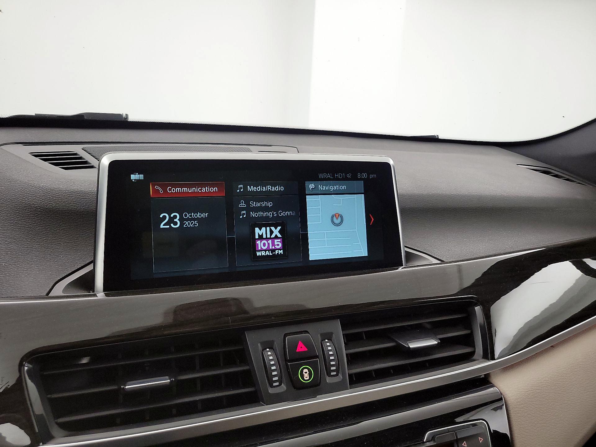 Thumbnail: 2018 BMW X1 - 16