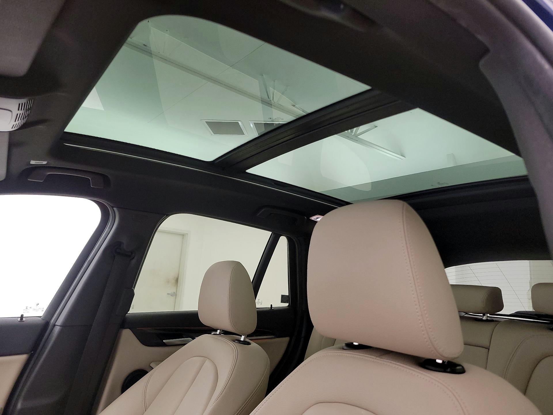 Thumbnail: 2018 BMW X1 - 20