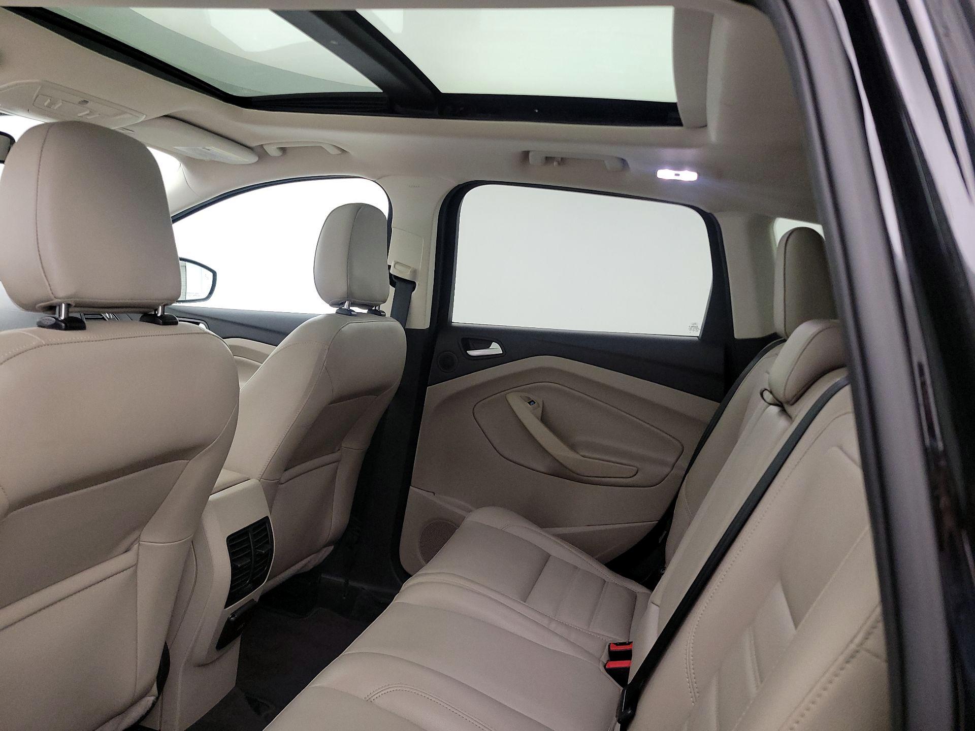 Thumbnail: 2019 Ford Escape - 20