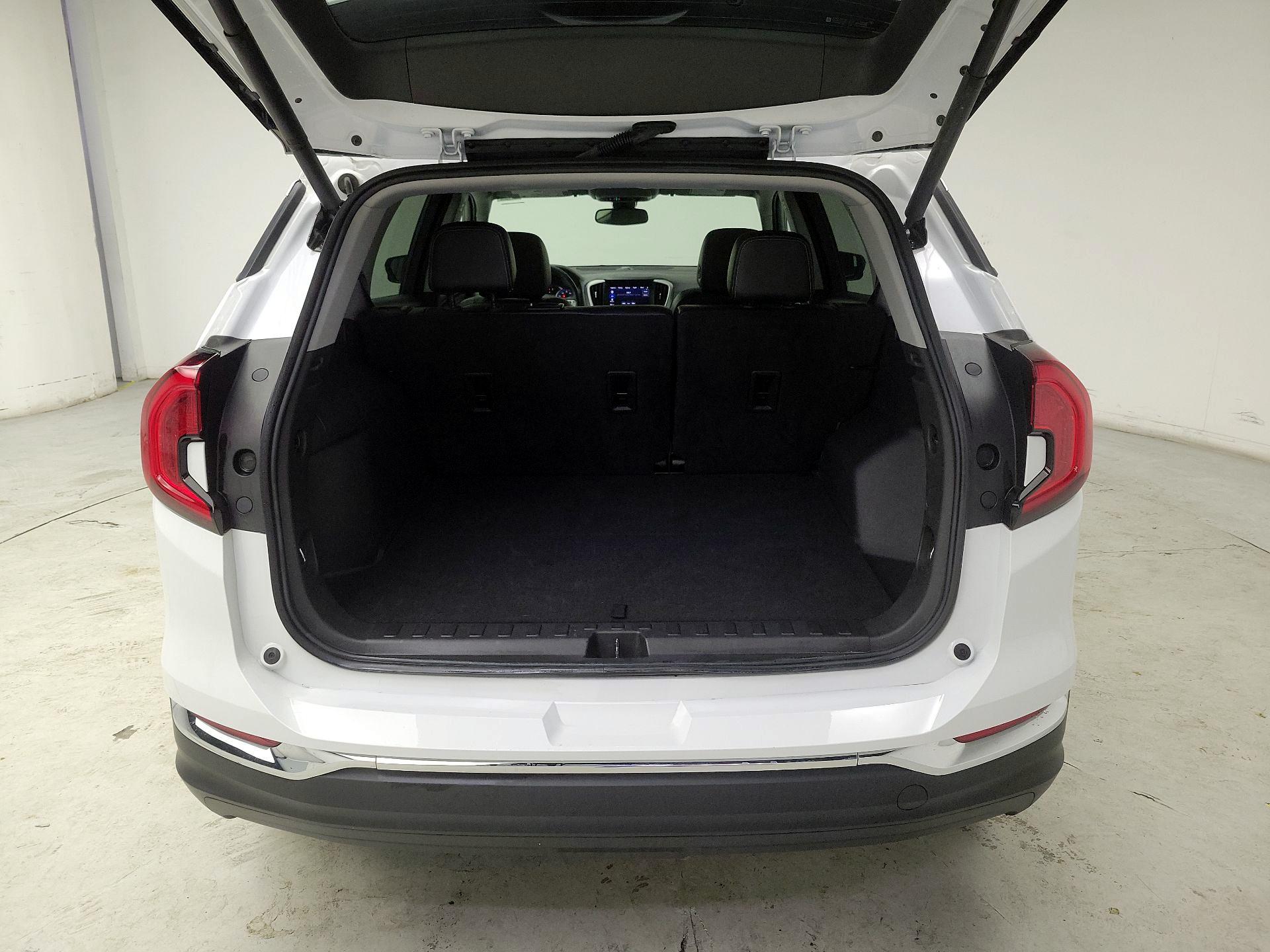 Thumbnail: 2024 GMC Terrain - 20