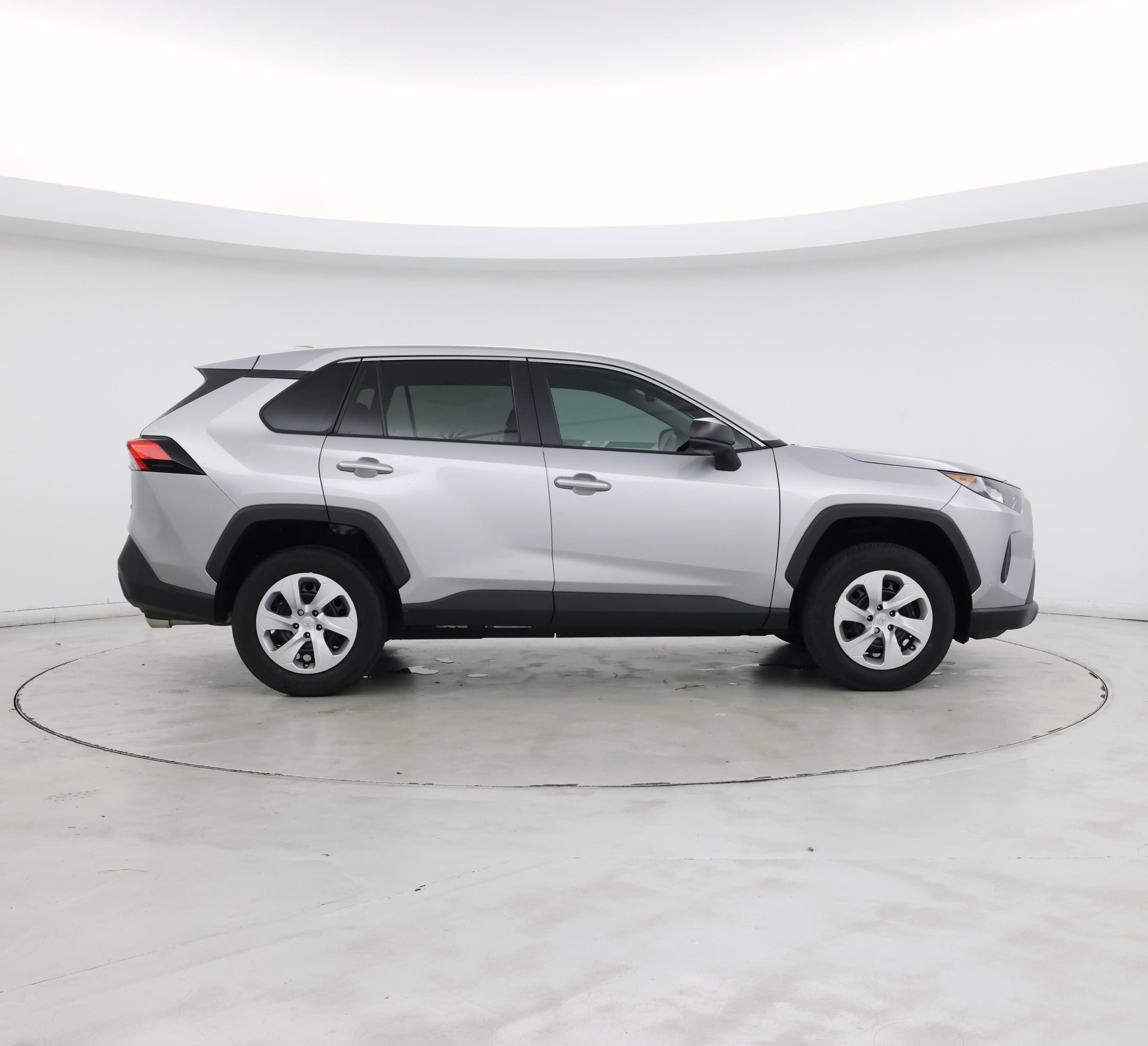 Thumbnail: 2022 Toyota RAV4 - 7
