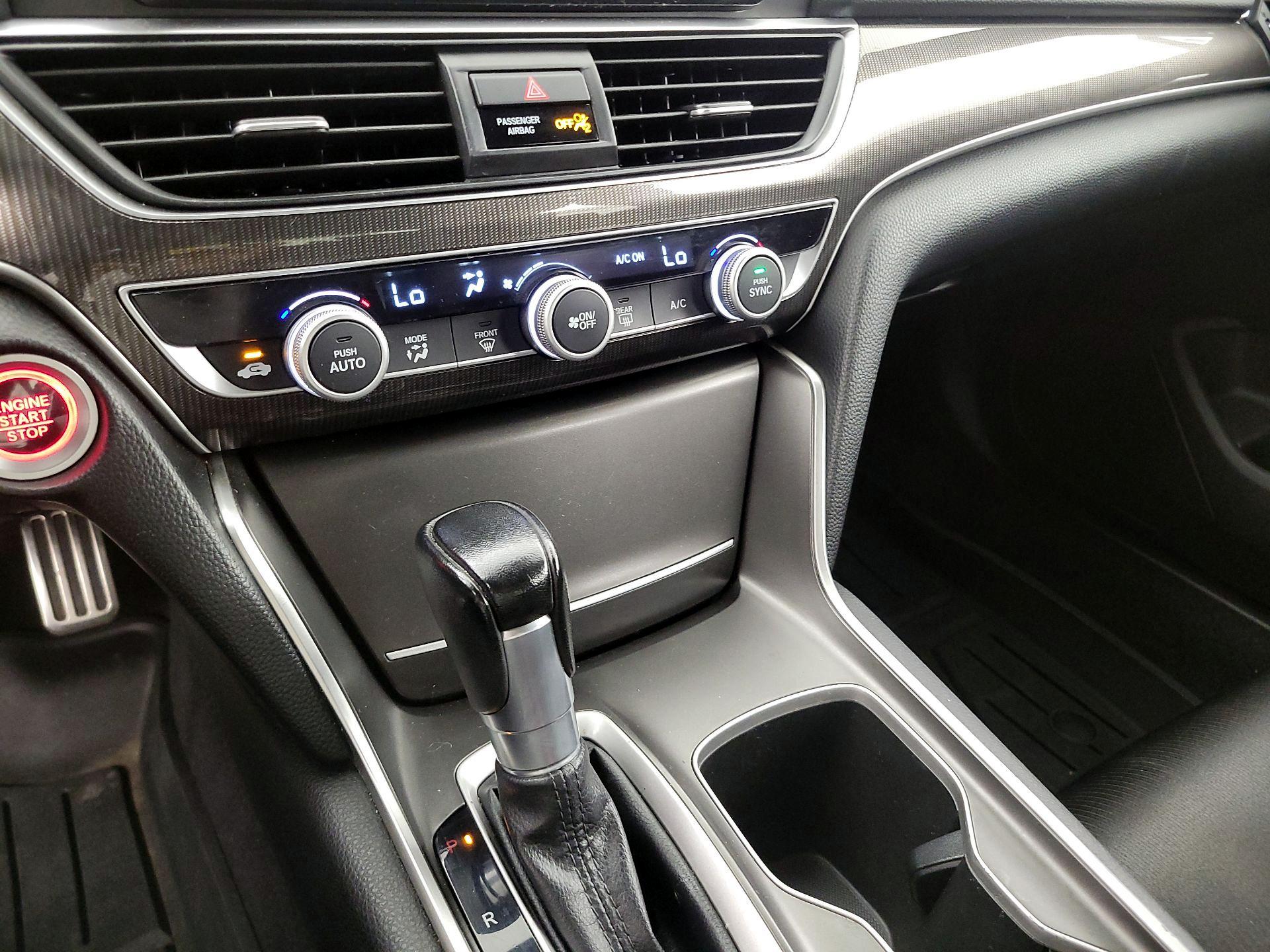 Thumbnail: 2019 Honda Accord - 16