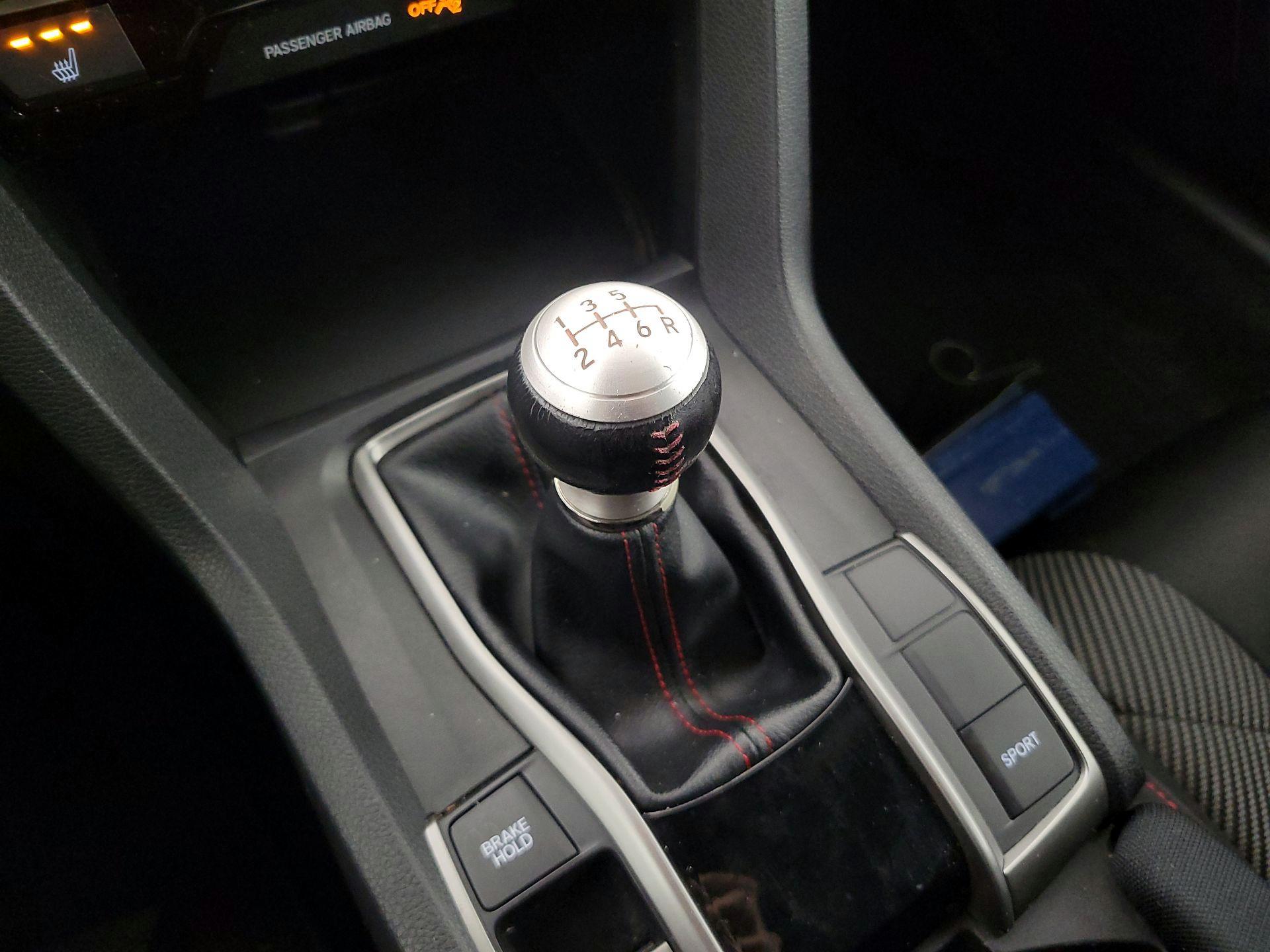 Thumbnail: 2019 Honda Civic - 17