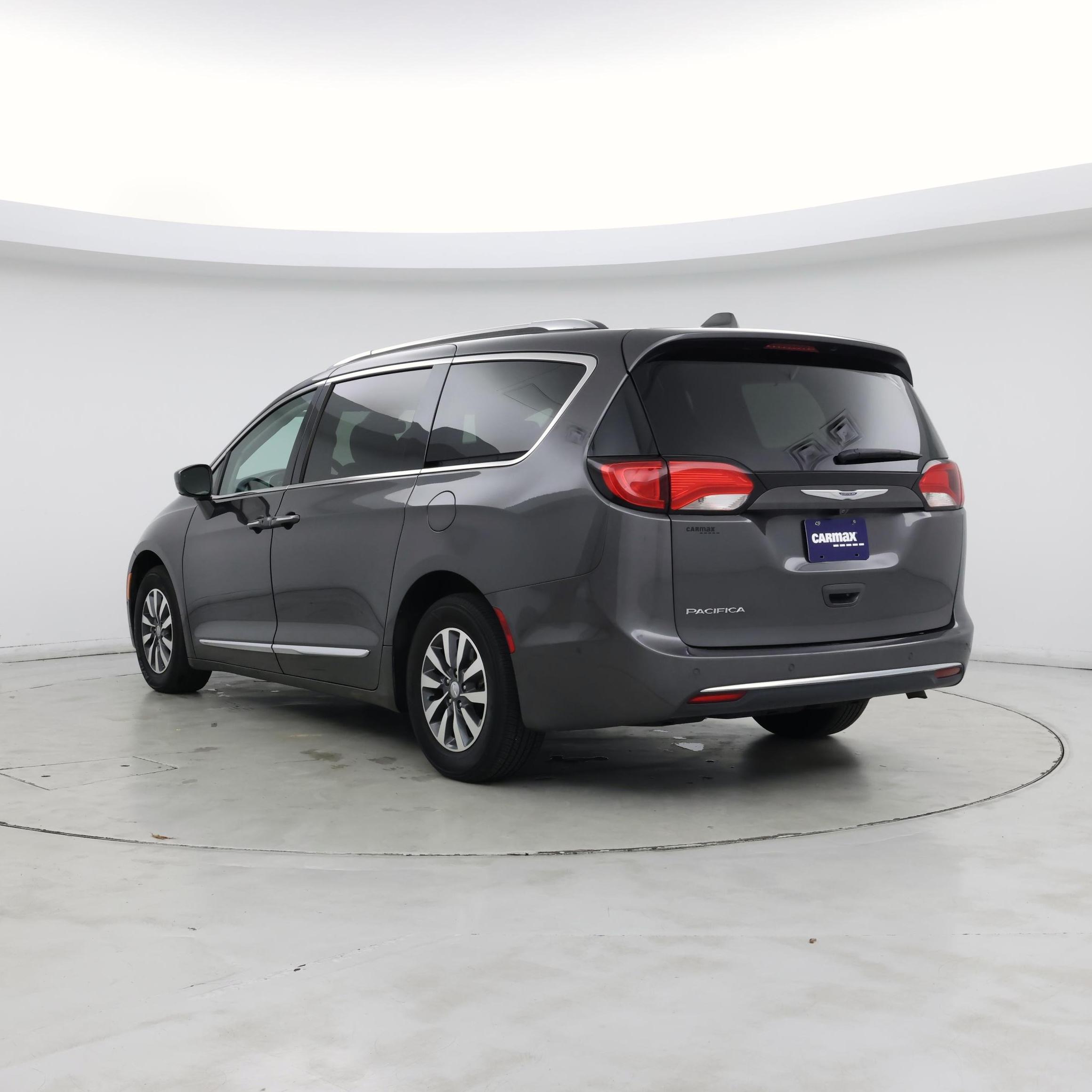 Thumbnail: 2020 Chrysler Pacifica - 2