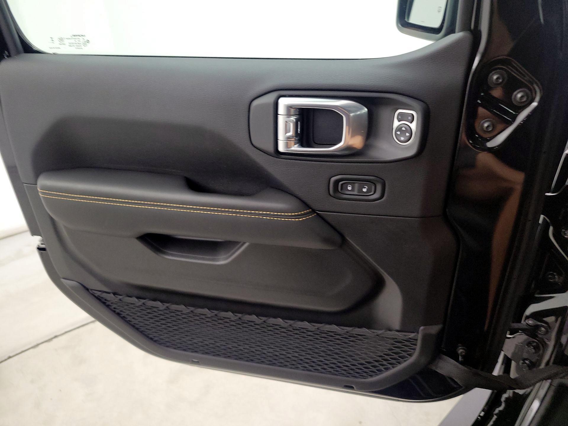 Thumbnail: 2024 Jeep Wrangler - 12