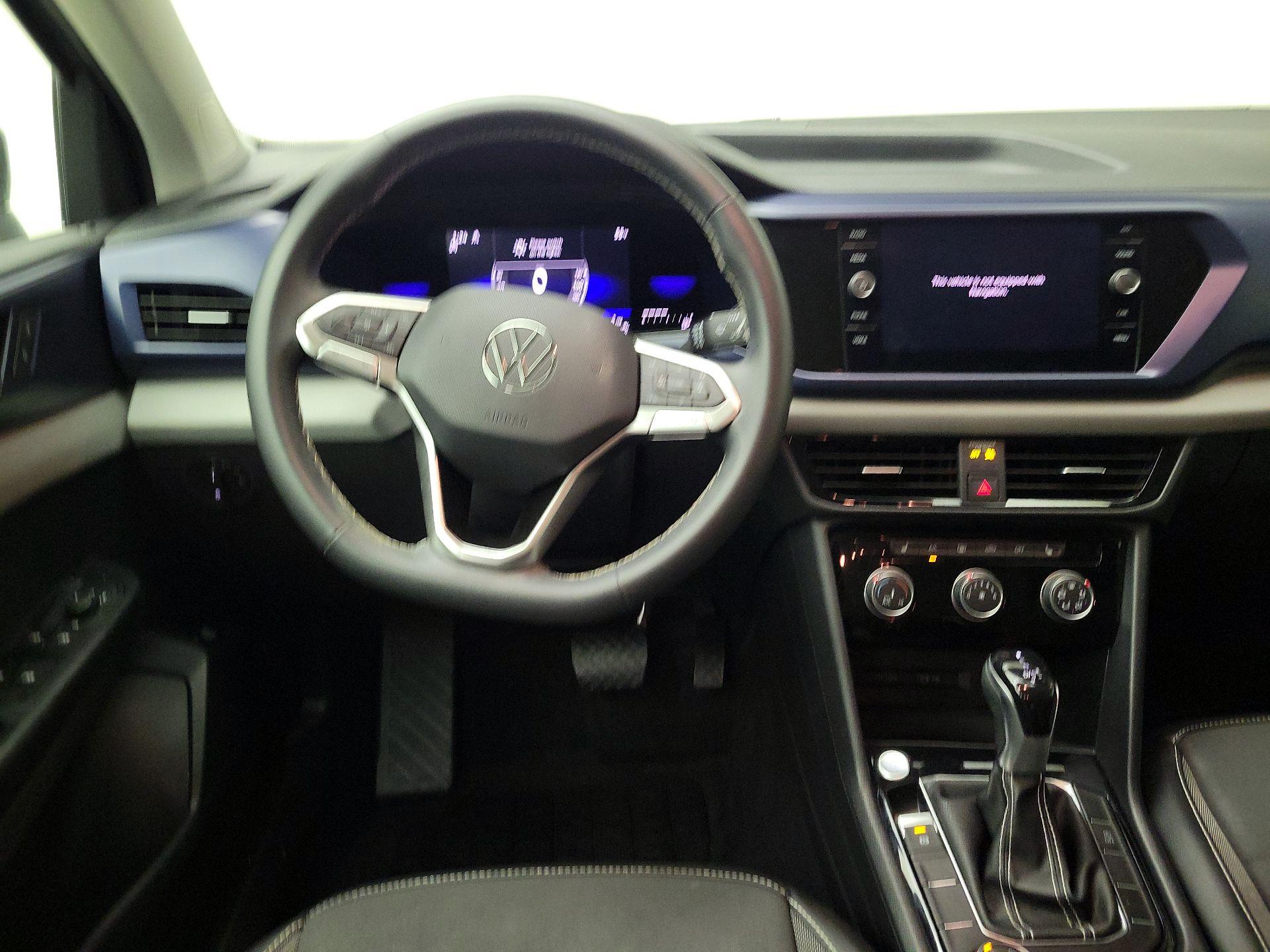 Thumbnail: 2023 Volkswagen Taos - 10