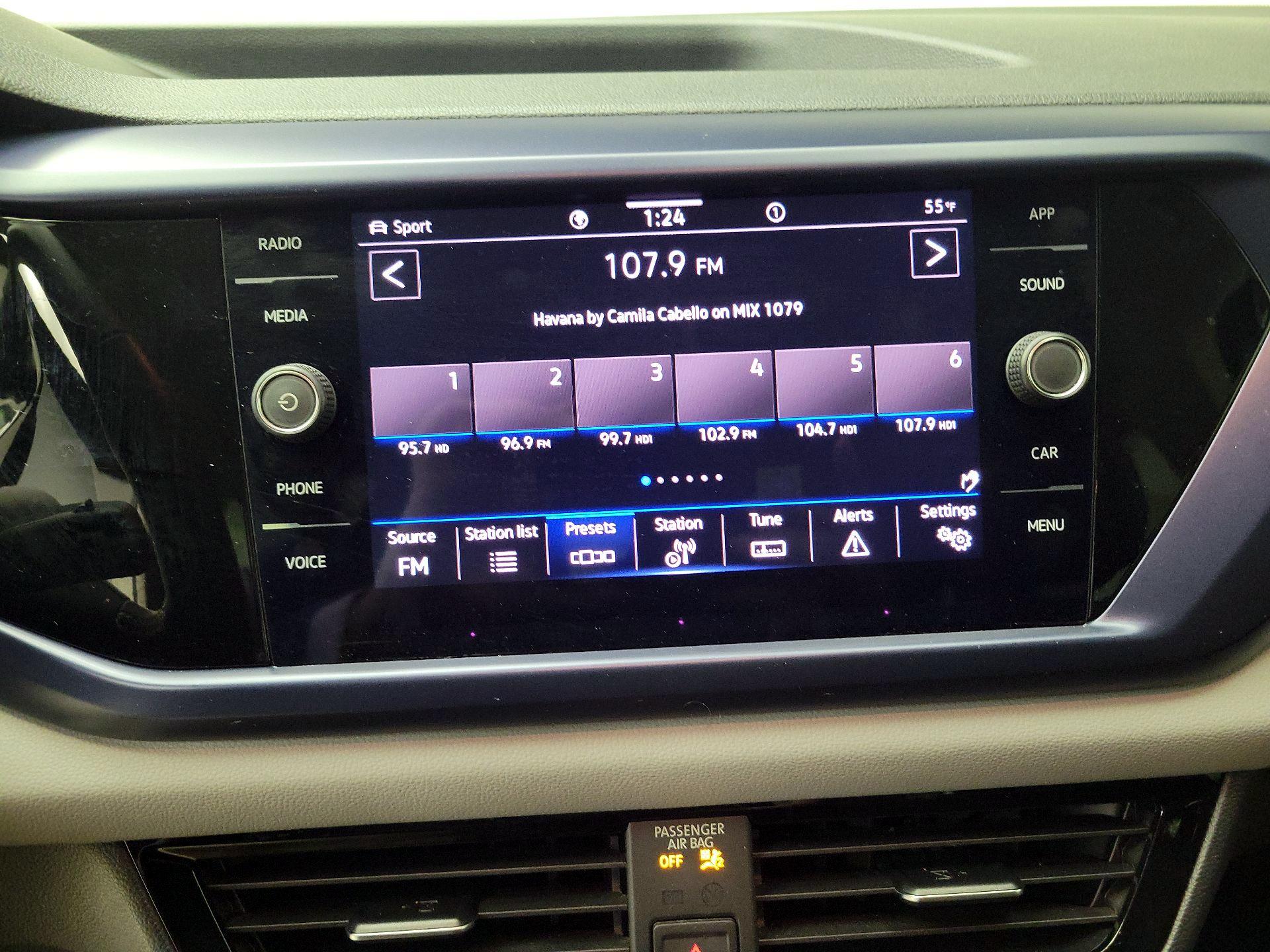 Thumbnail: 2023 Volkswagen Taos - 16