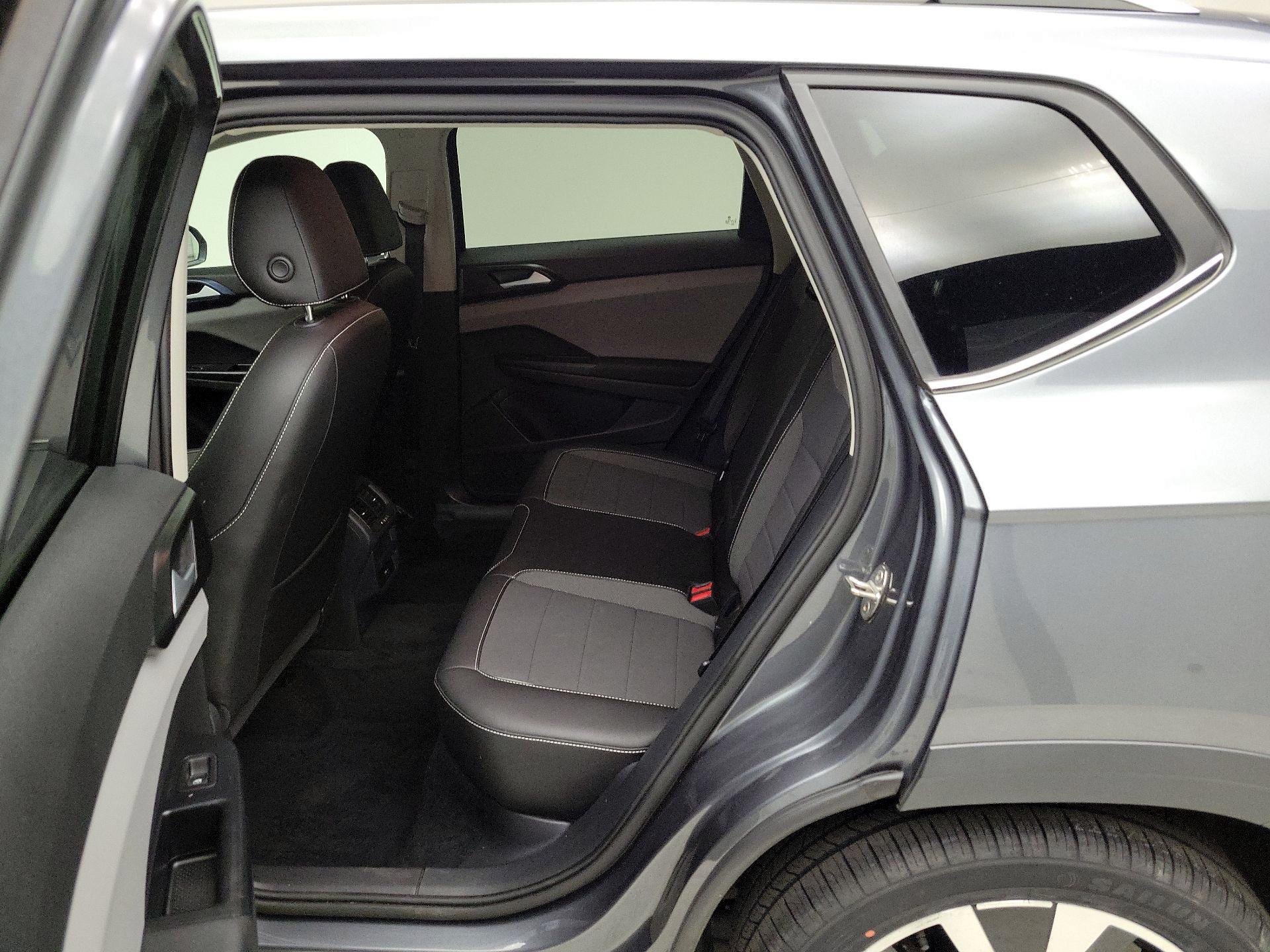 Thumbnail: 2023 Volkswagen Taos - 20