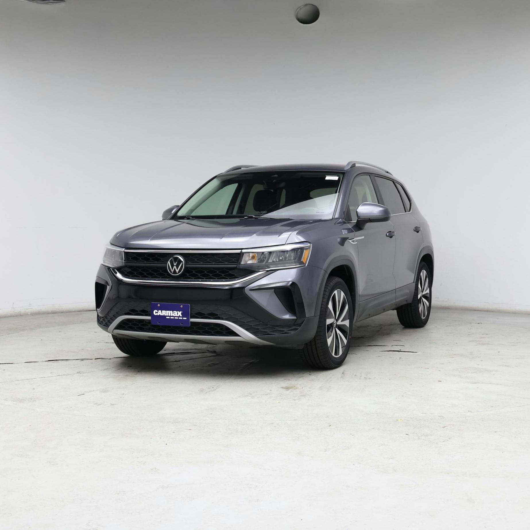 Thumbnail: 2023 Volkswagen Taos - 4