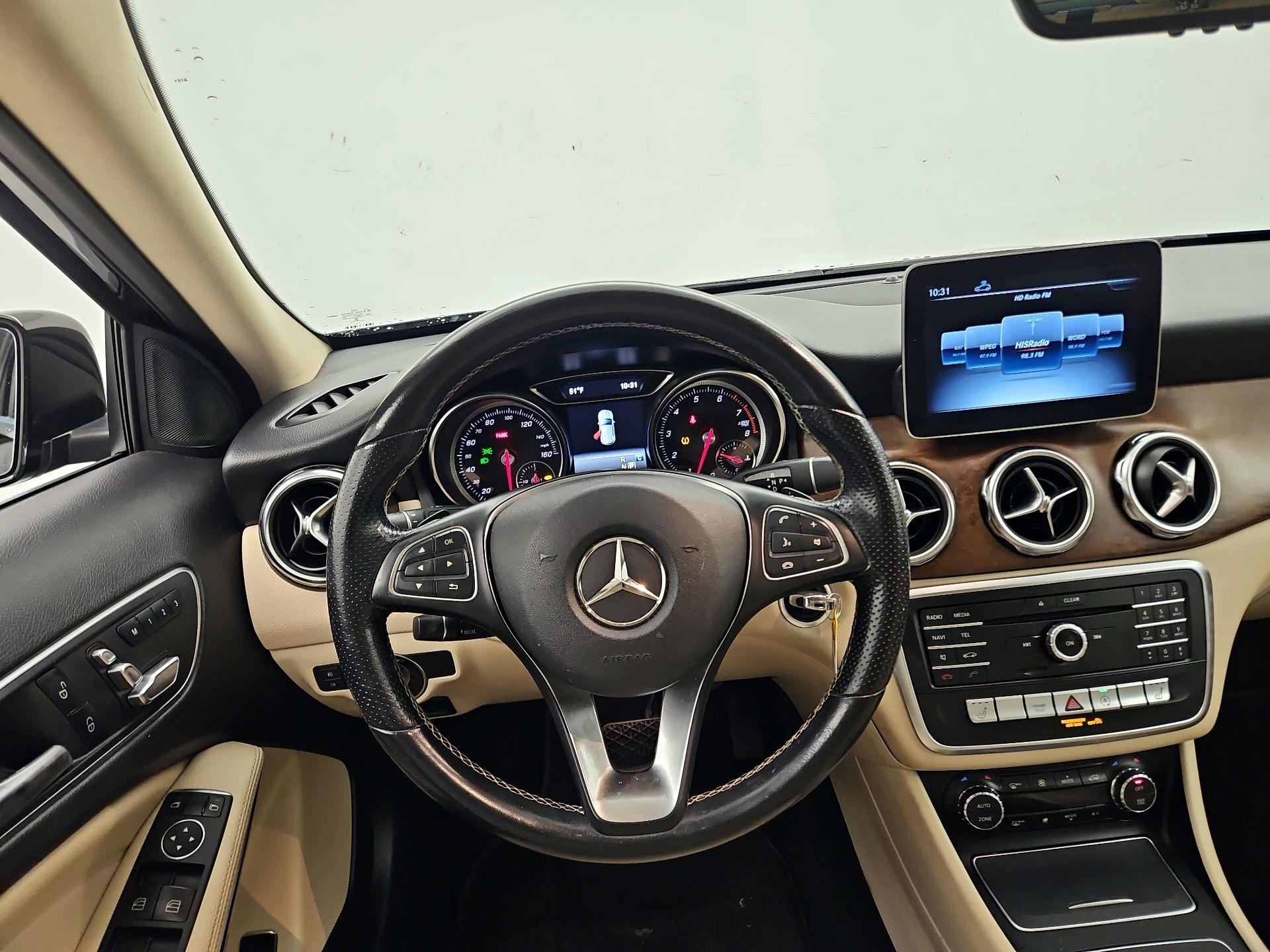 Thumbnail: 2019 Mercedes-Benz GLA - 10