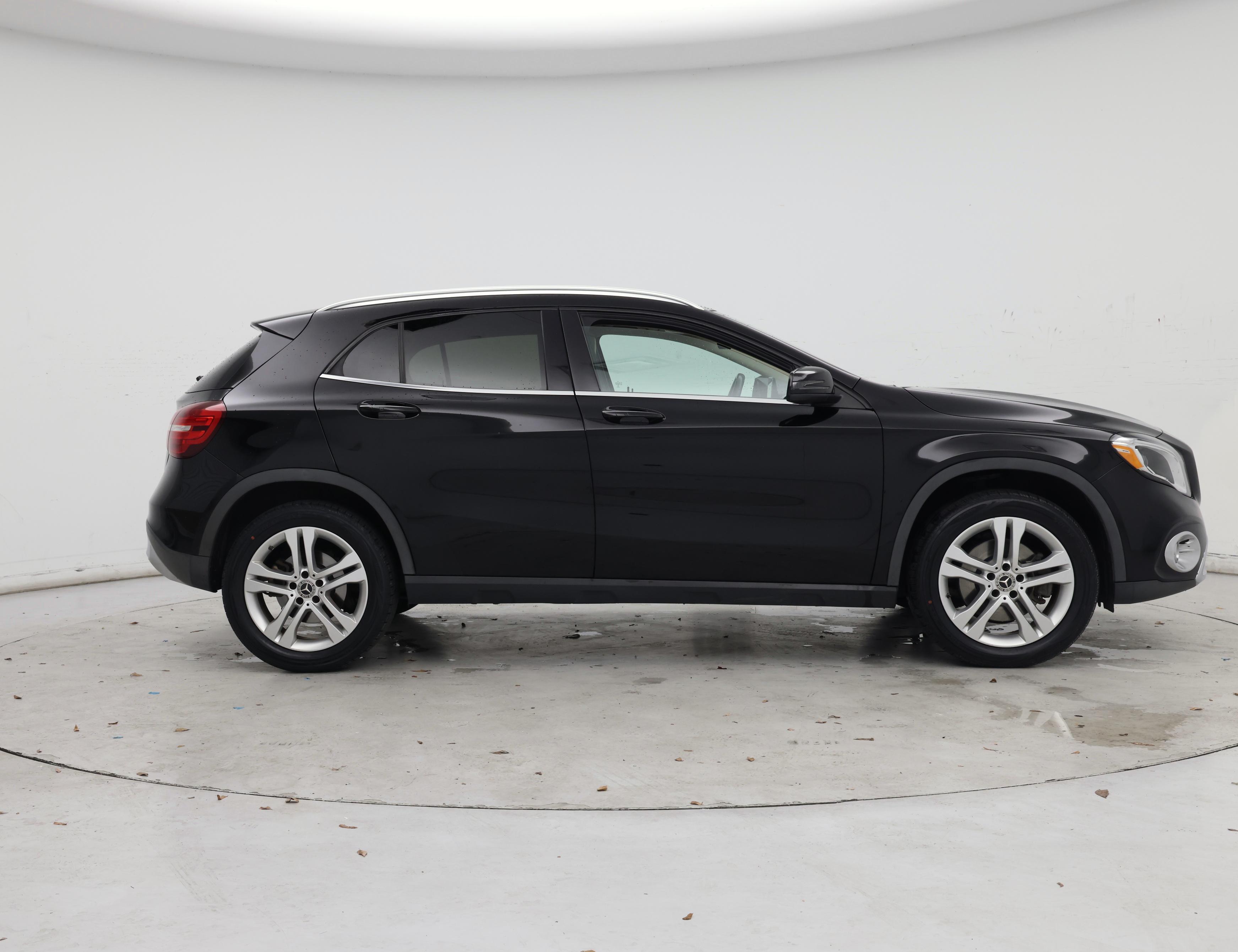 Thumbnail: 2019 Mercedes-Benz GLA - 7