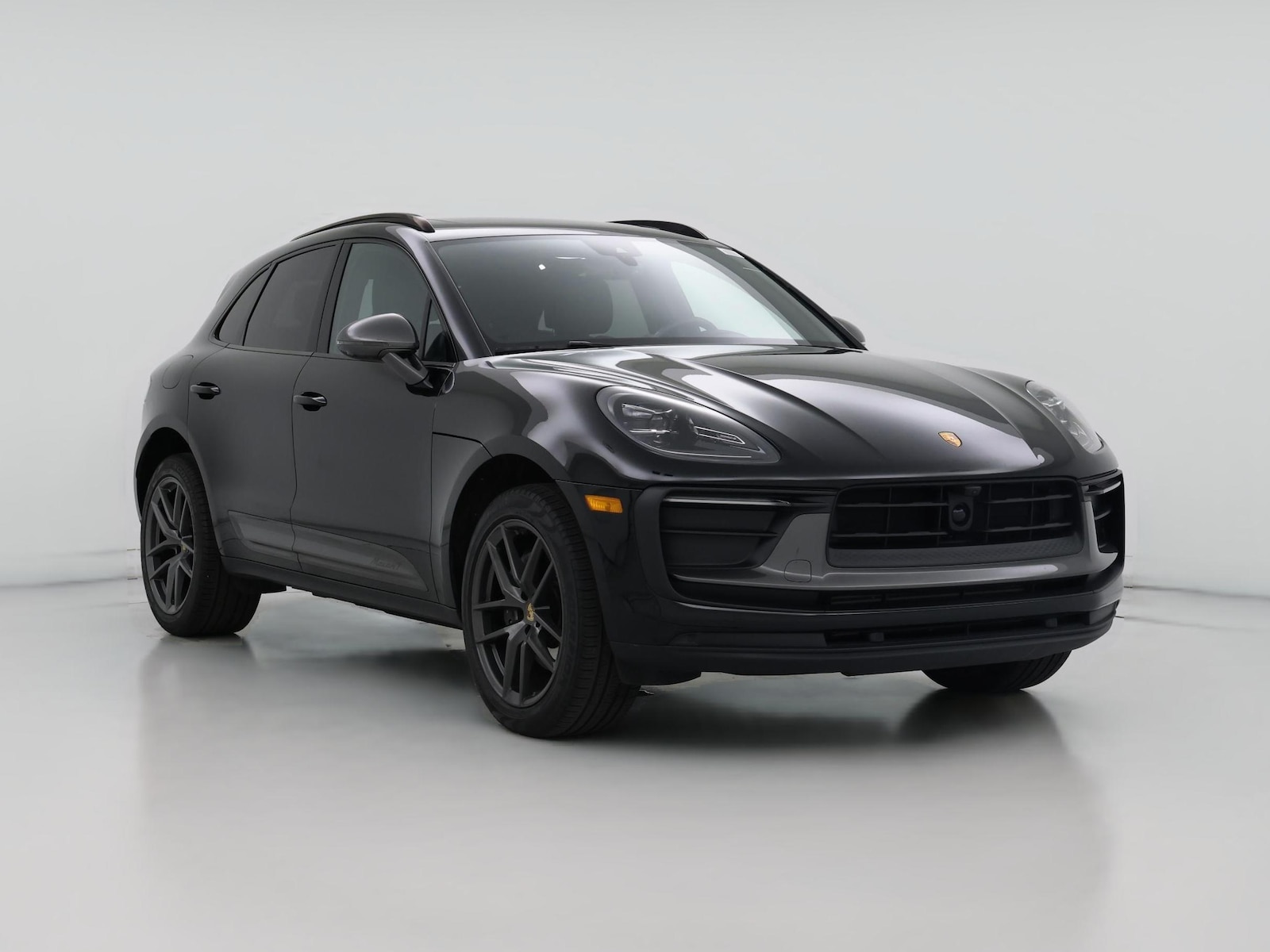 2023 Porsche Macan T