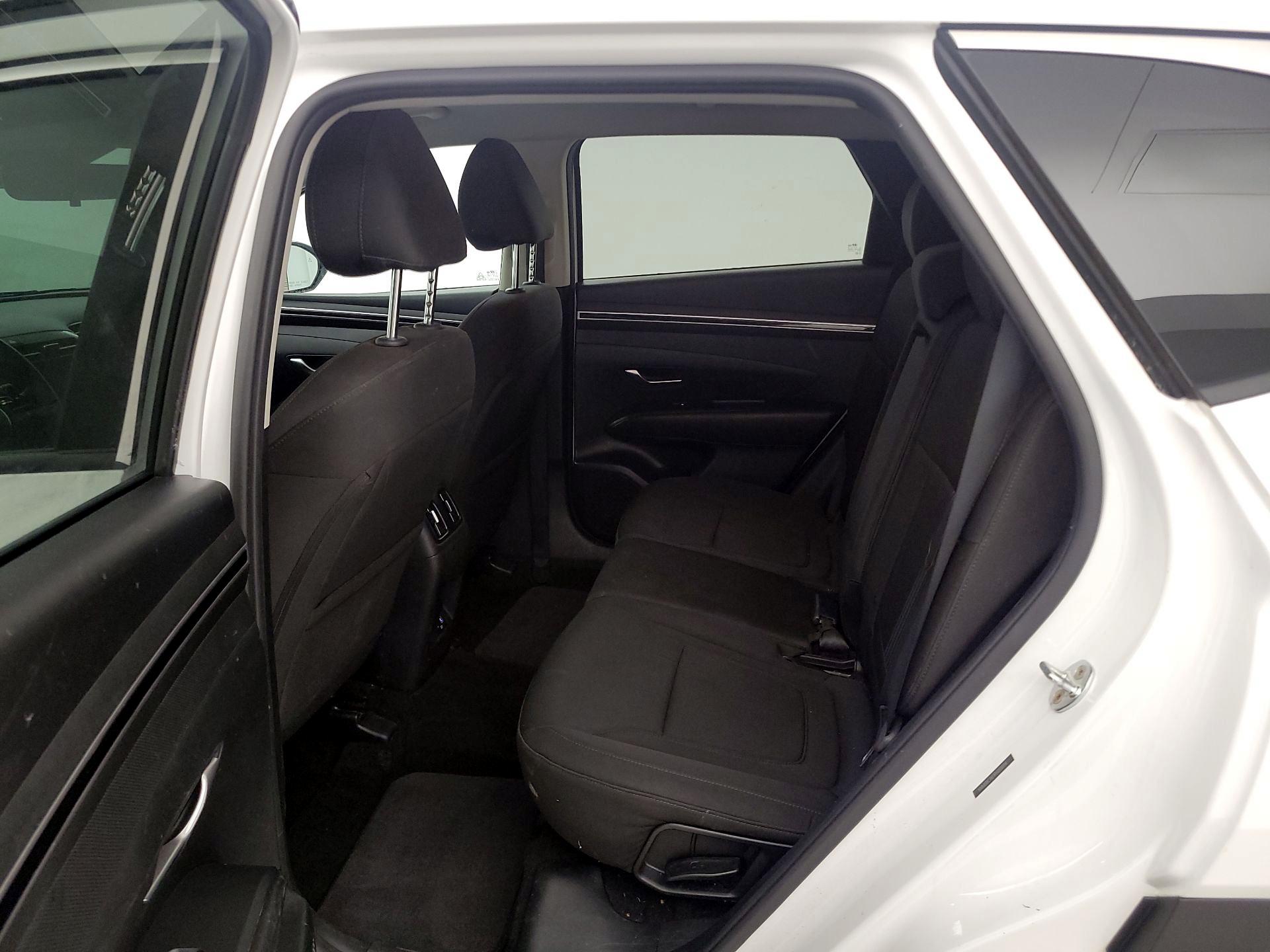 Thumbnail: 2023 Hyundai Tucson - 19