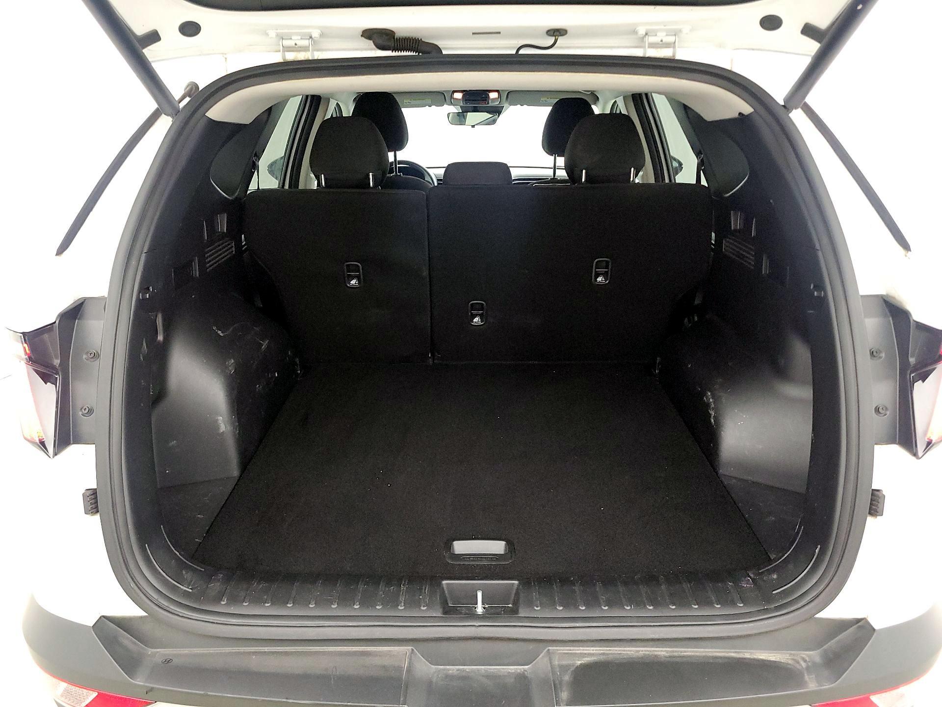 Thumbnail: 2023 Hyundai Tucson - 20