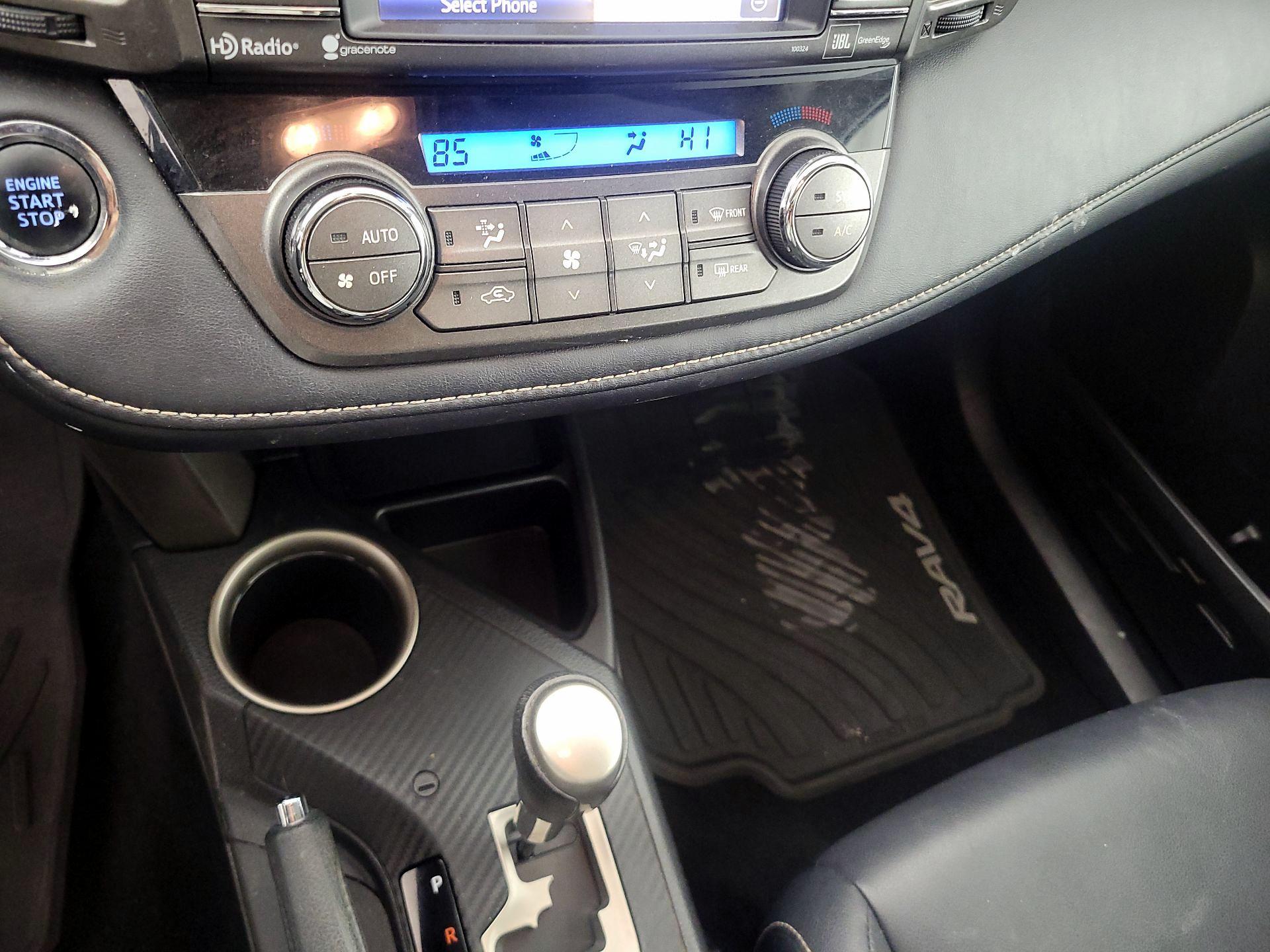 Thumbnail: 2014 Toyota RAV4 - 17