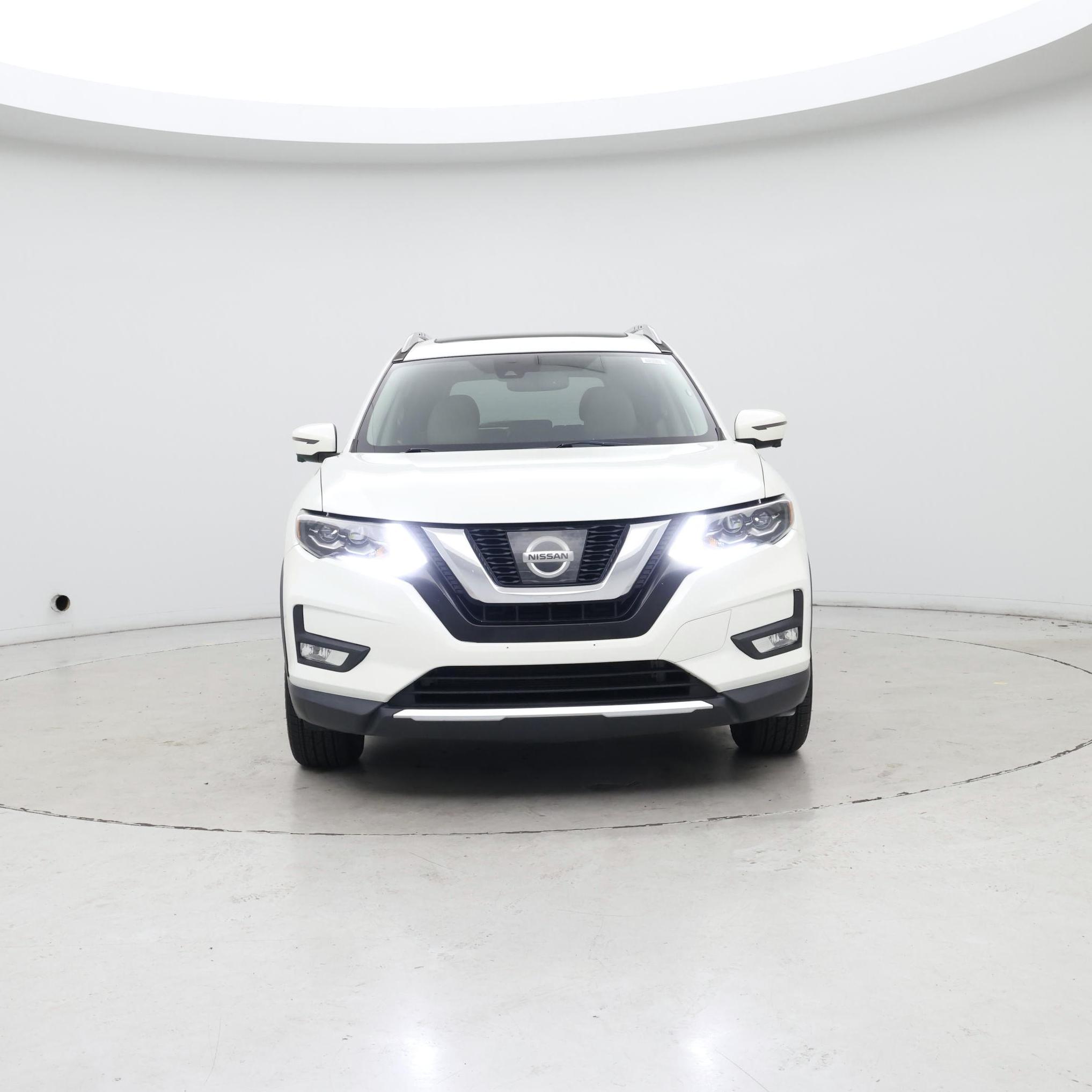 Thumbnail: 2017 Nissan Rogue - 5