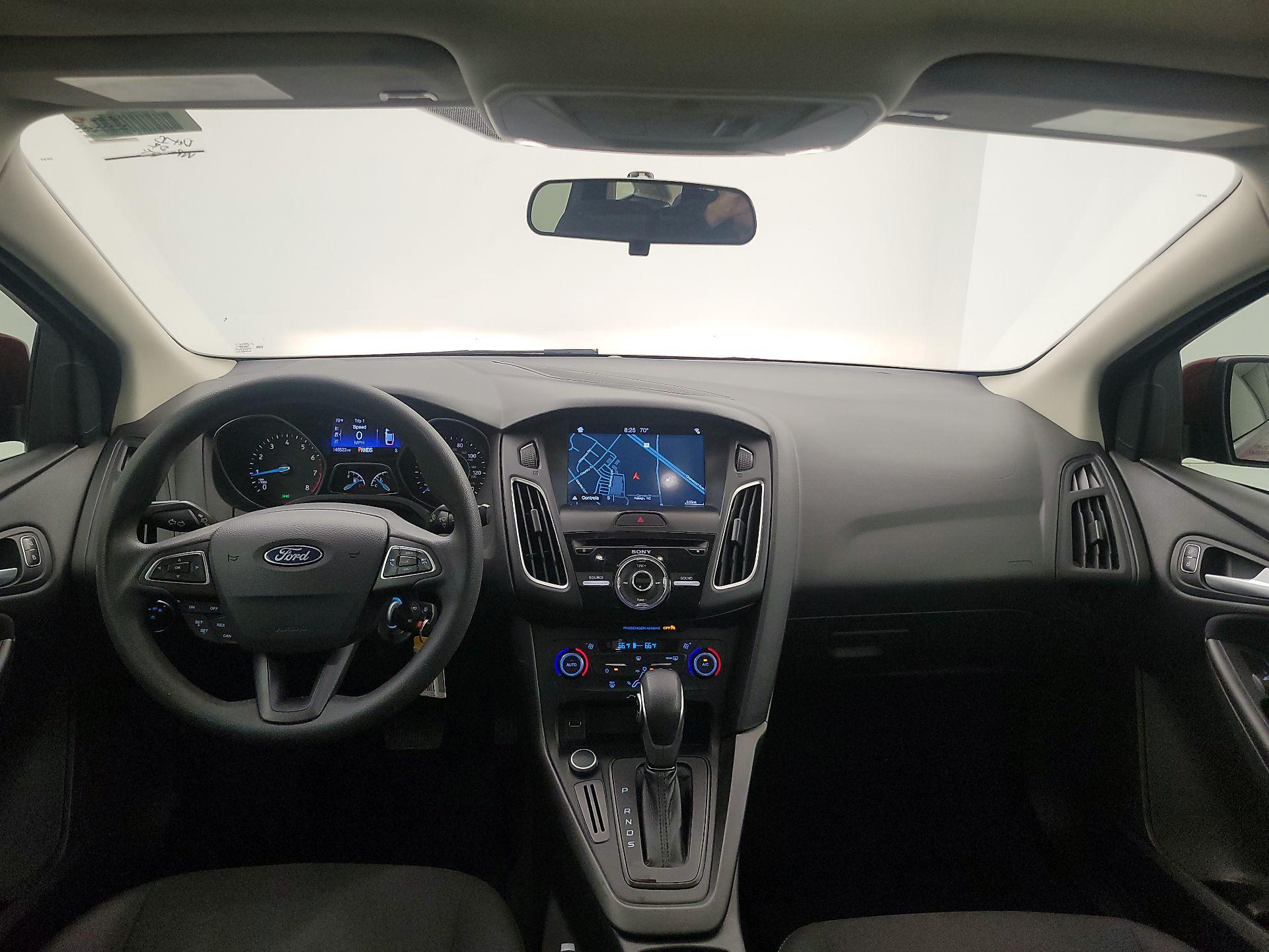 Thumbnail: 2017 Ford Focus - 9