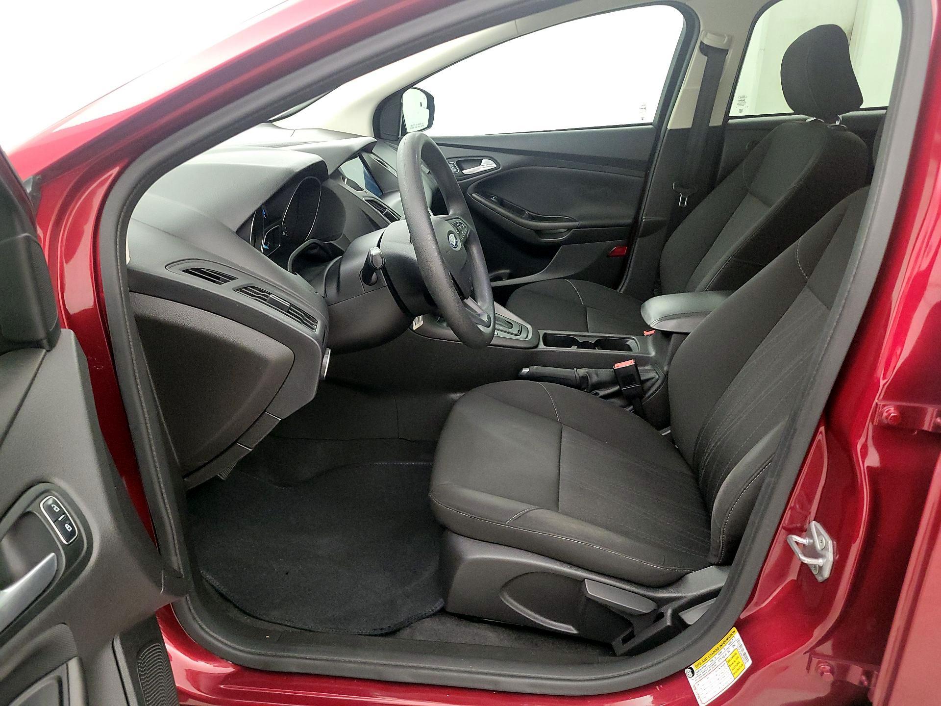 Thumbnail: 2017 Ford Focus - 11