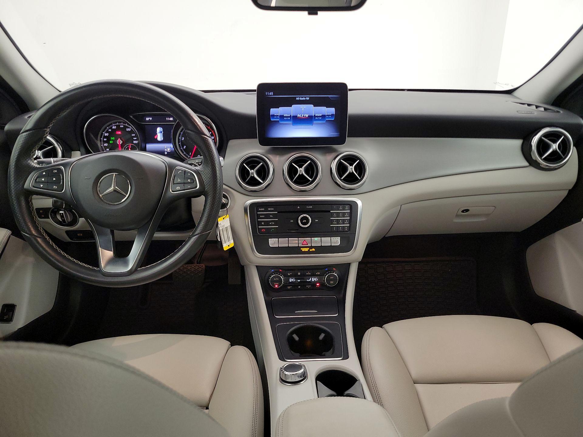 Thumbnail: 2018 Mercedes-Benz GLA - 9