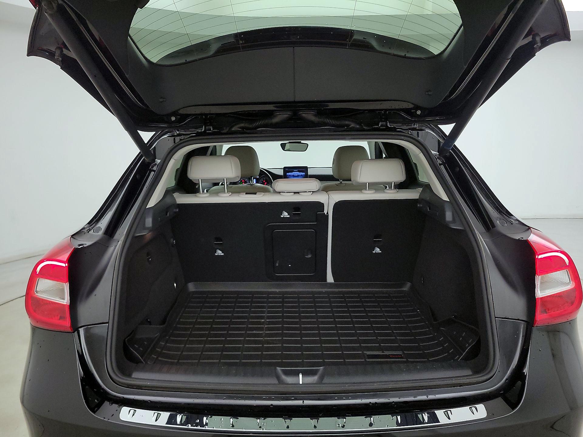 Thumbnail: 2018 Mercedes-Benz GLA - 20