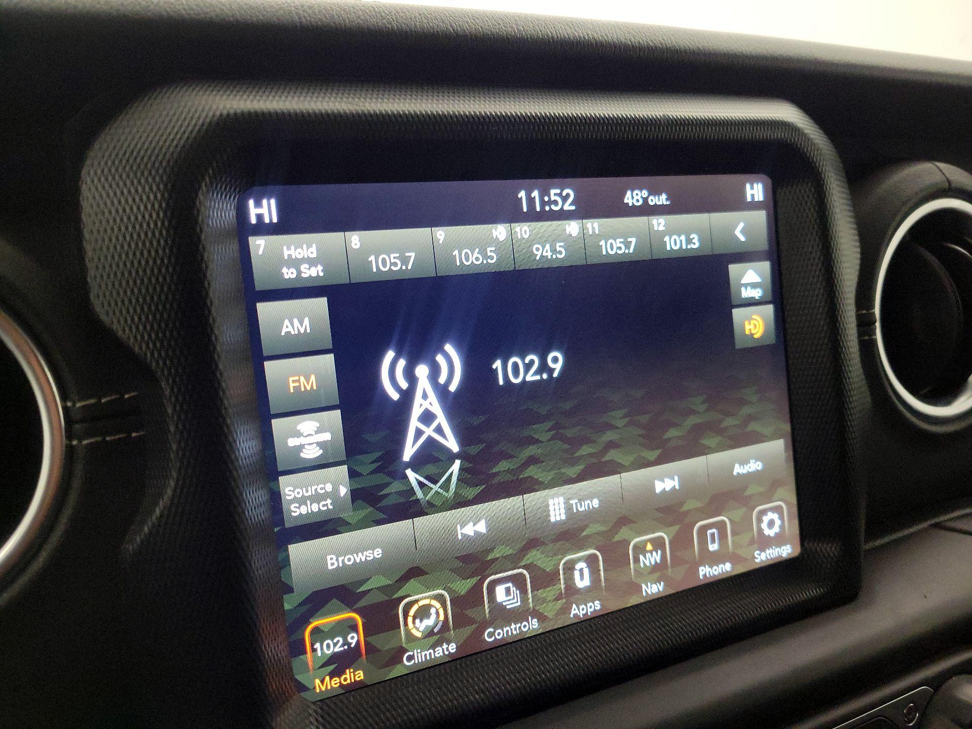 Thumbnail: 2023 Jeep Wrangler - 16