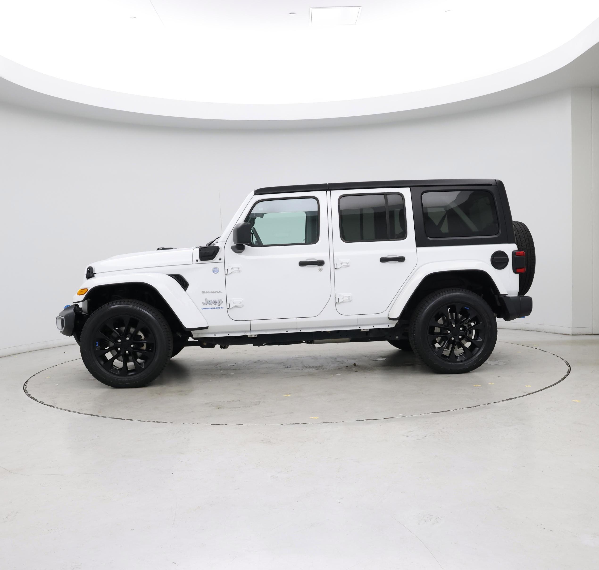 Thumbnail: 2023 Jeep Wrangler - 3