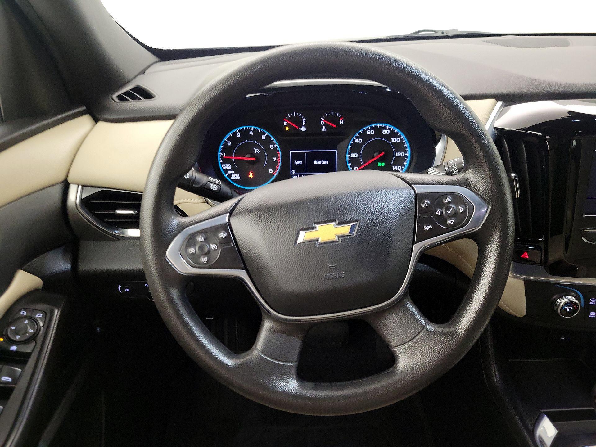 Thumbnail: 2022 Chevrolet Traverse - 10