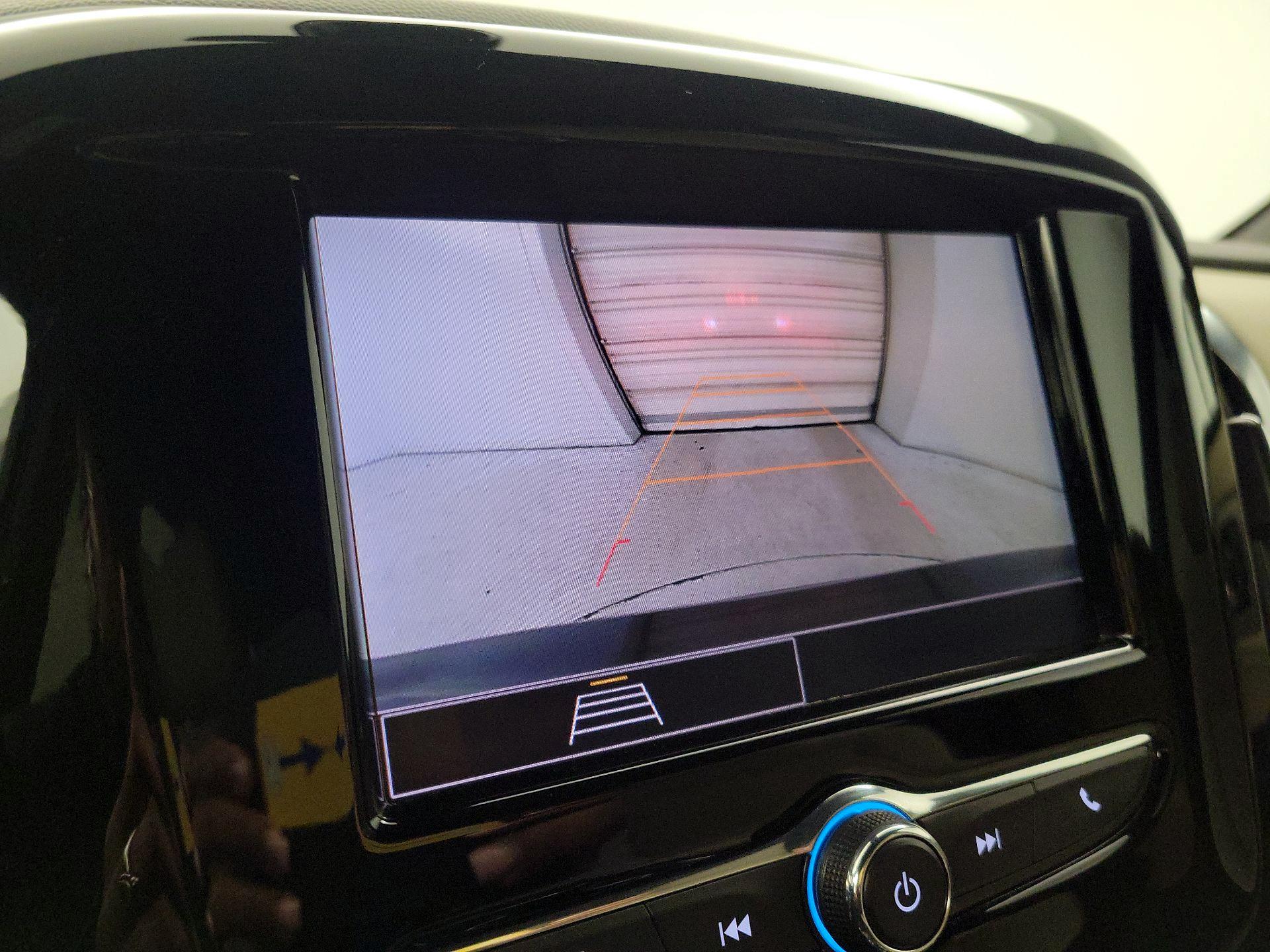 Thumbnail: 2022 Chevrolet Traverse - 14