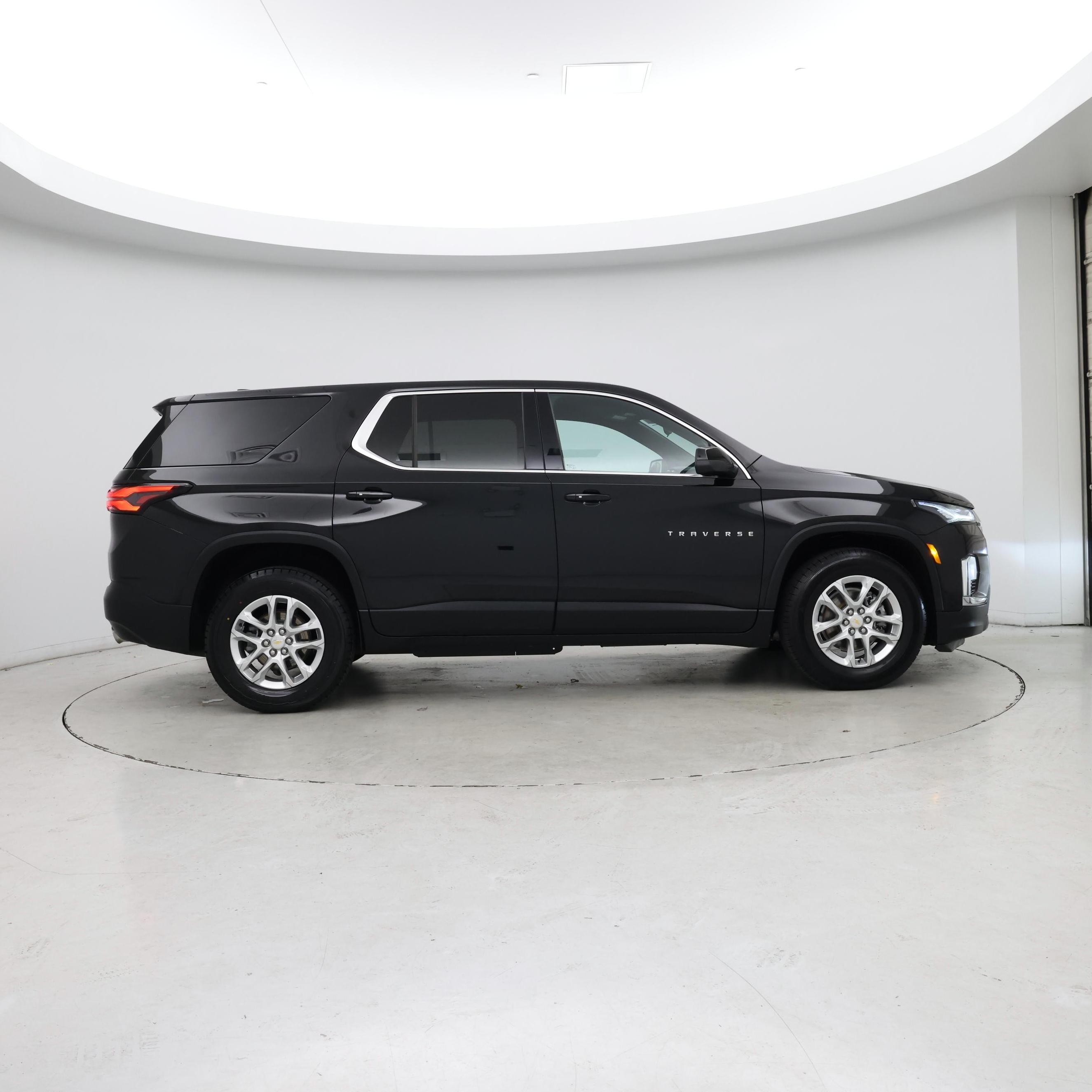 Thumbnail: 2022 Chevrolet Traverse - 7