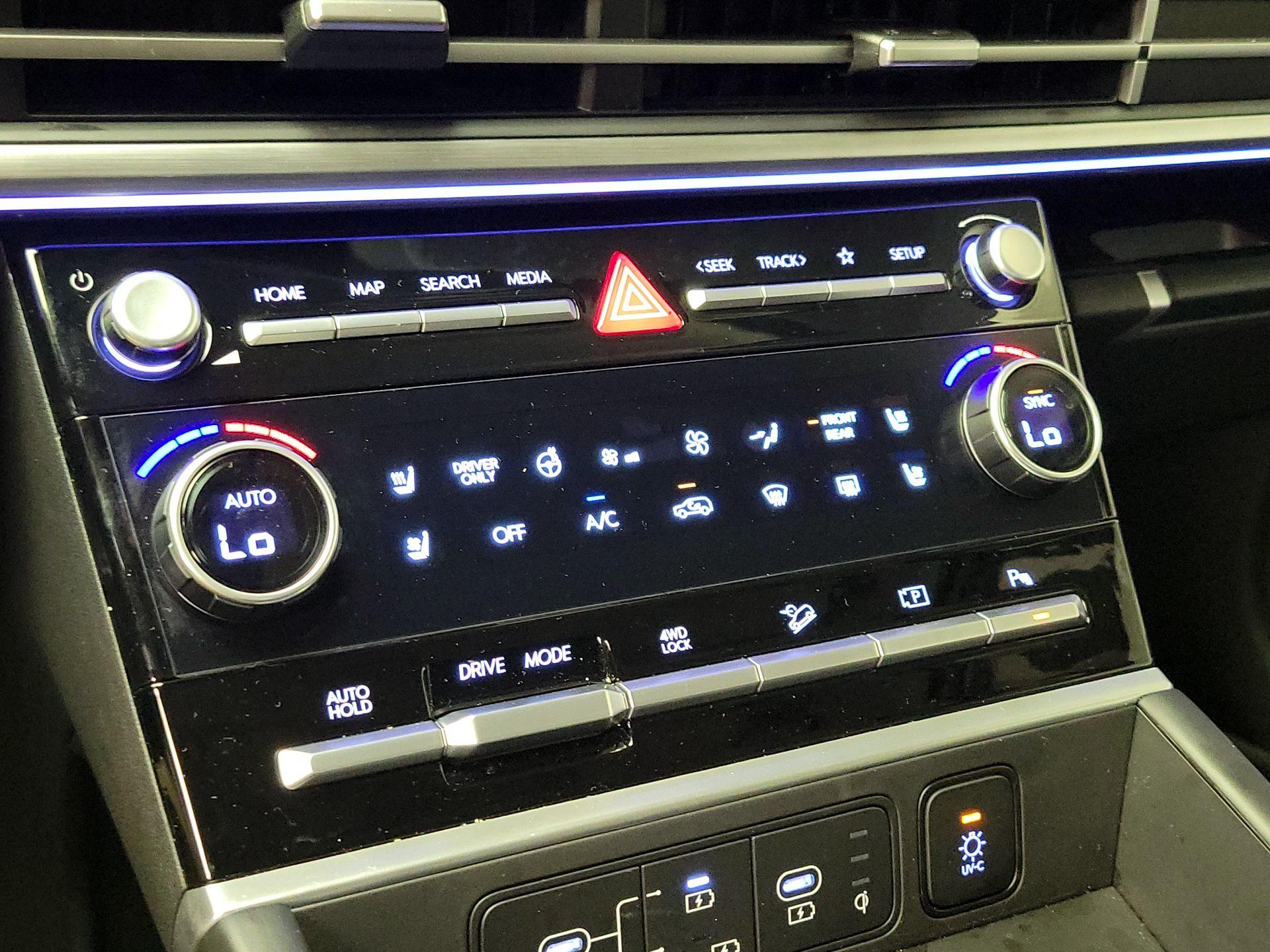 Thumbnail: 2025 Hyundai Santa Fe - 16