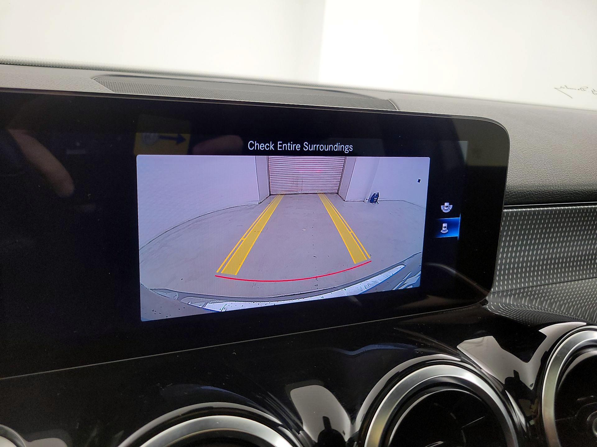 Thumbnail: 2022 Mercedes-Benz GLB - 14