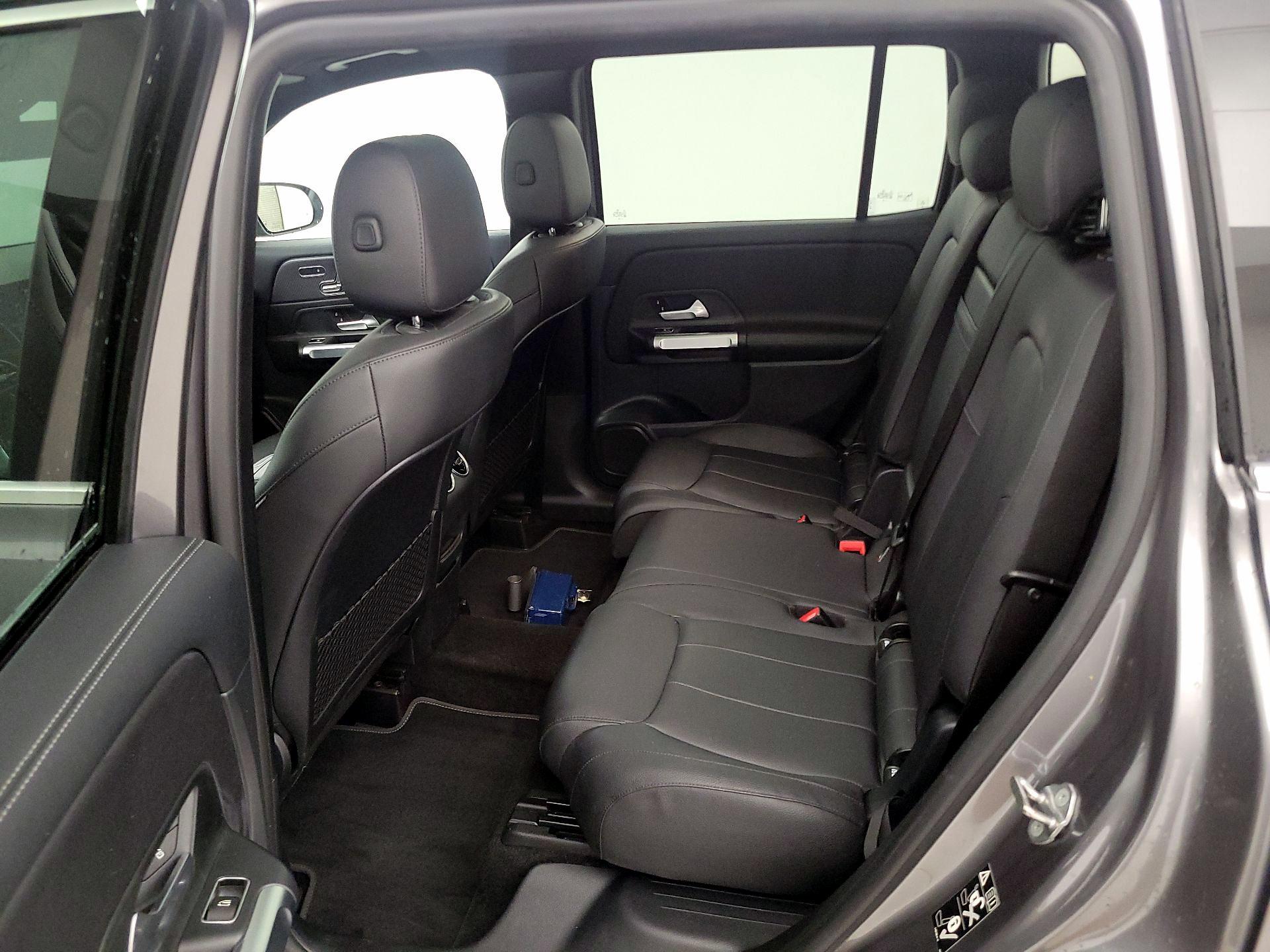 Thumbnail: 2022 Mercedes-Benz GLB - 20