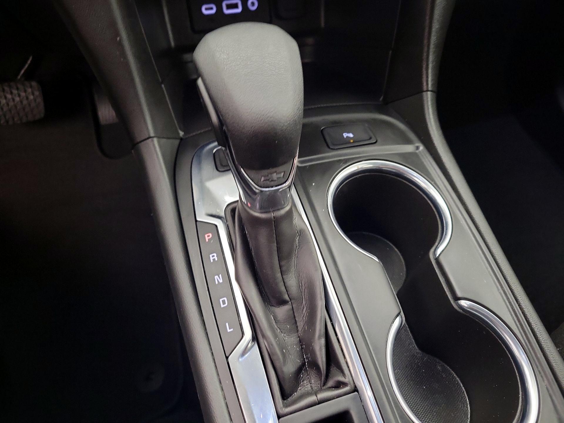 Thumbnail: 2023 Chevrolet Equinox - 17