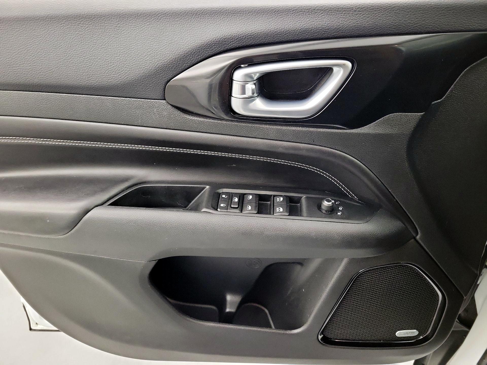 Thumbnail: 2022 Jeep Compass - 12