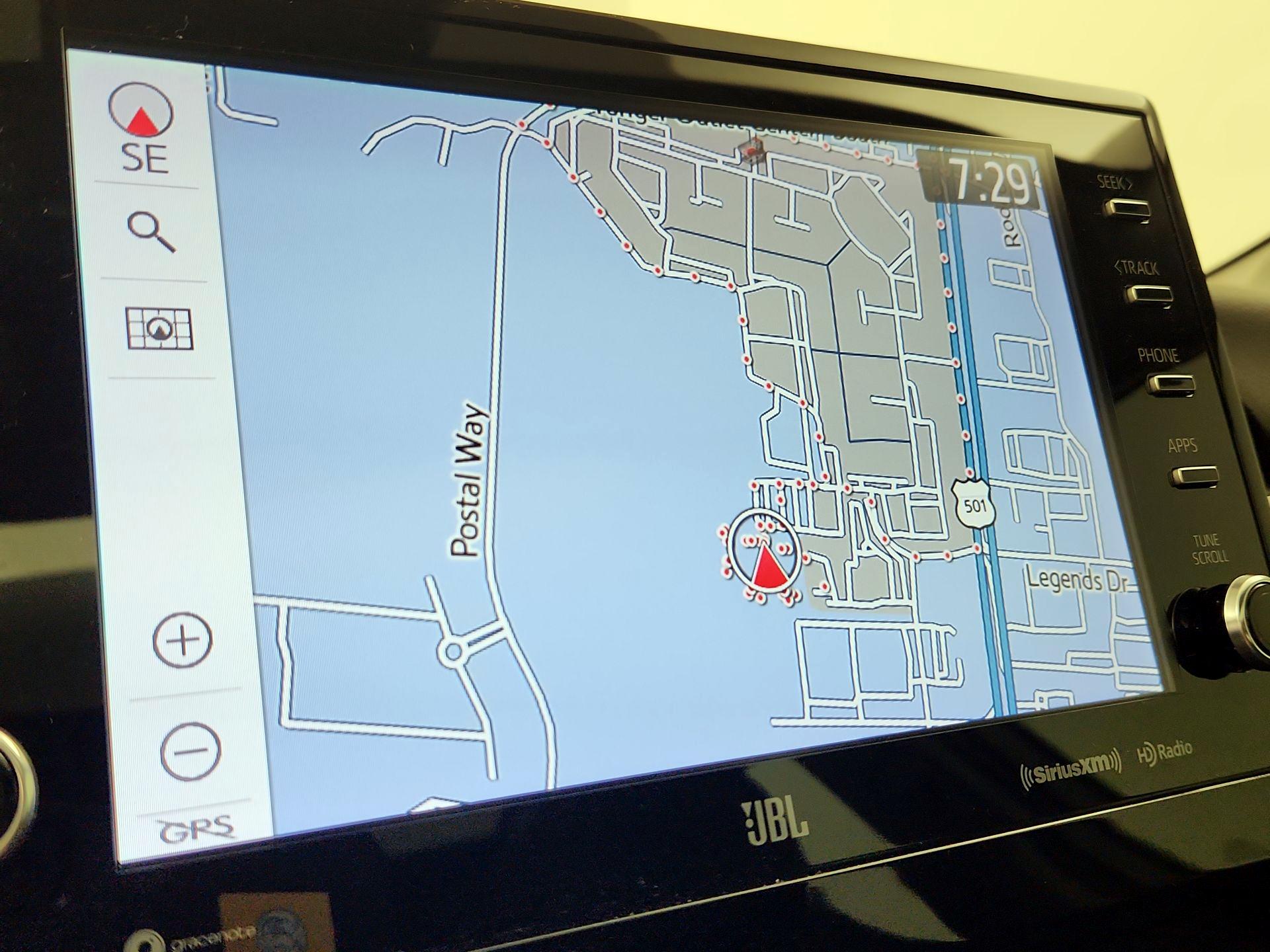 Thumbnail: 2022 Toyota Camry - 14