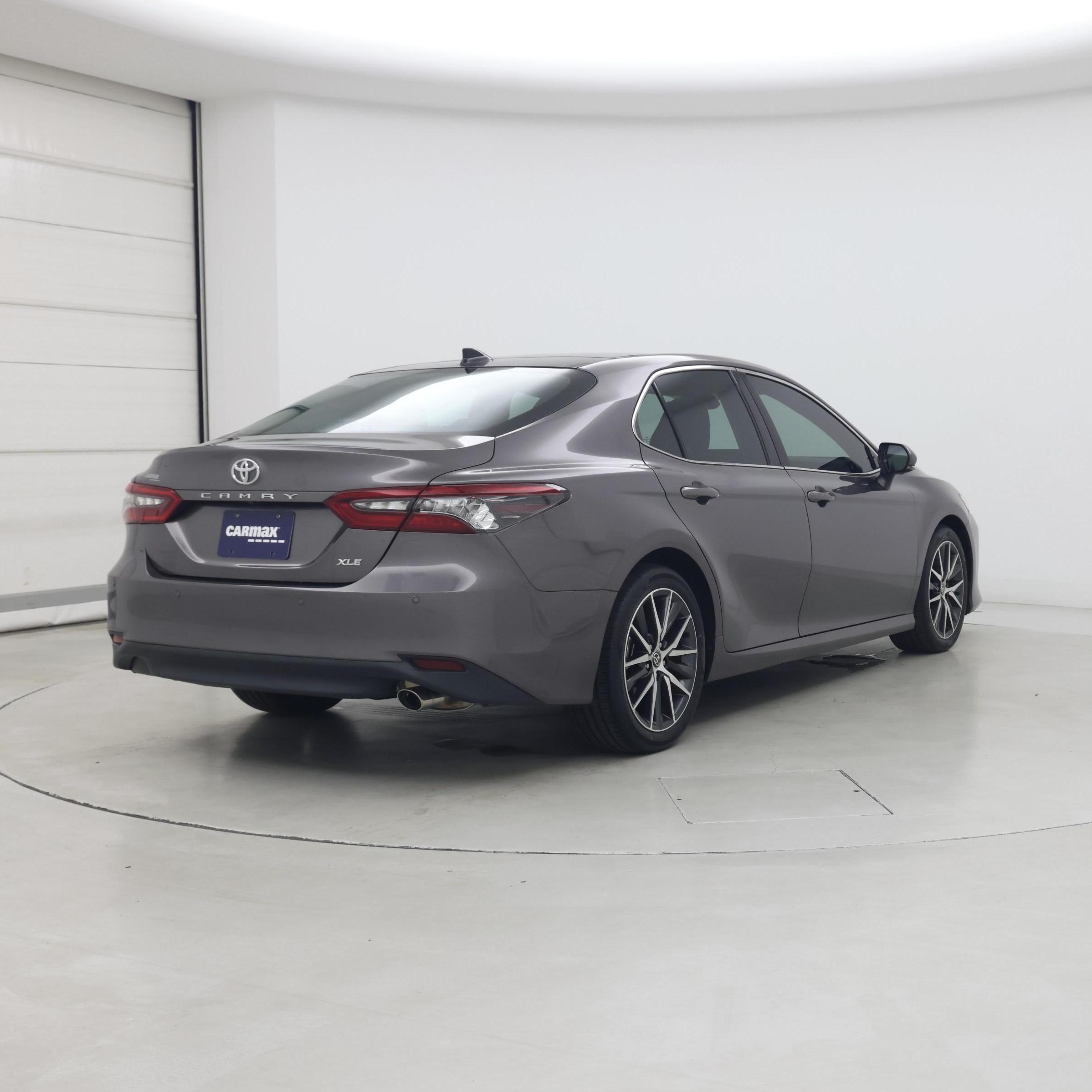 Thumbnail: 2022 Toyota Camry - 8