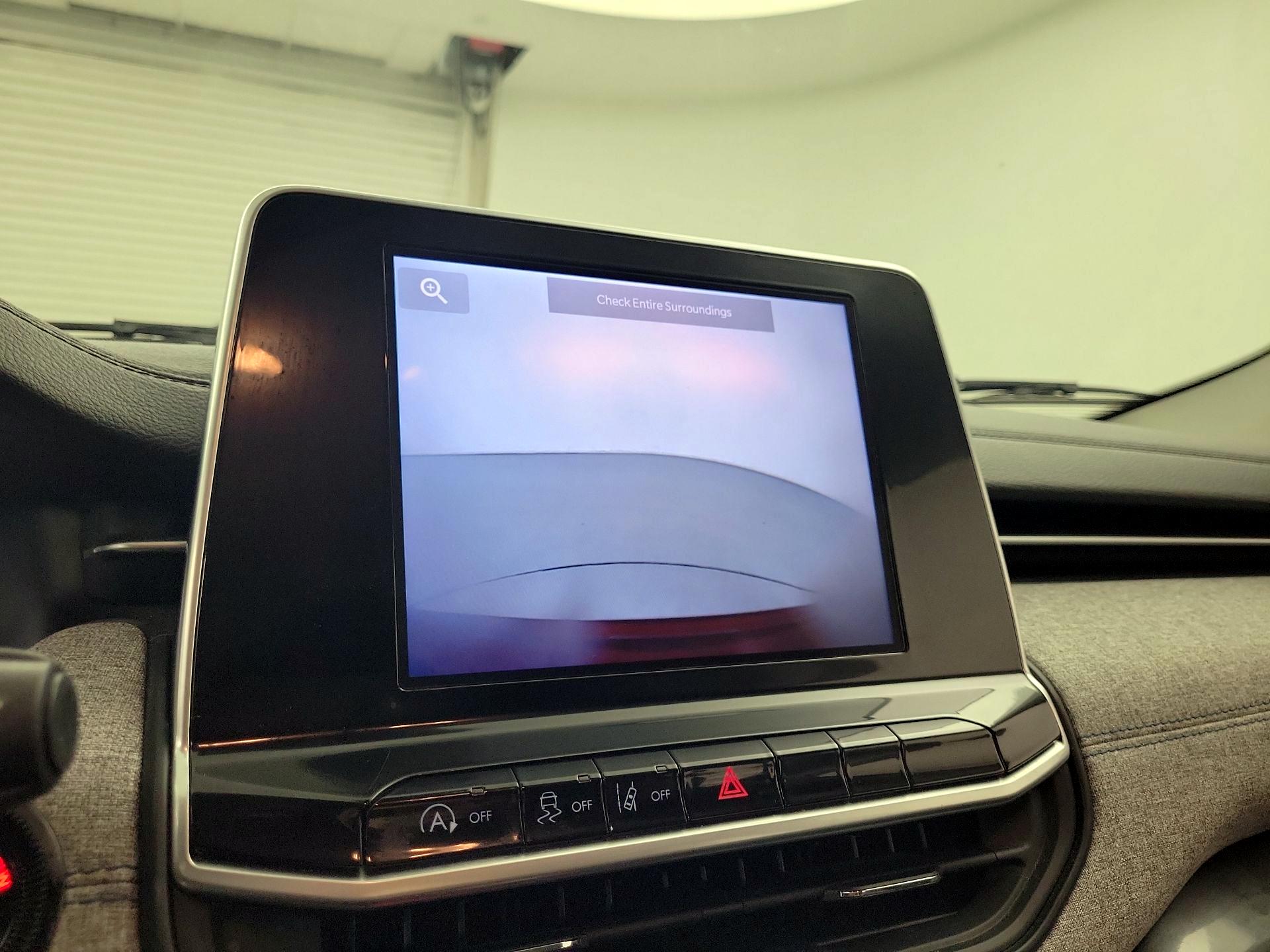 Thumbnail: 2022 Jeep Compass - 14