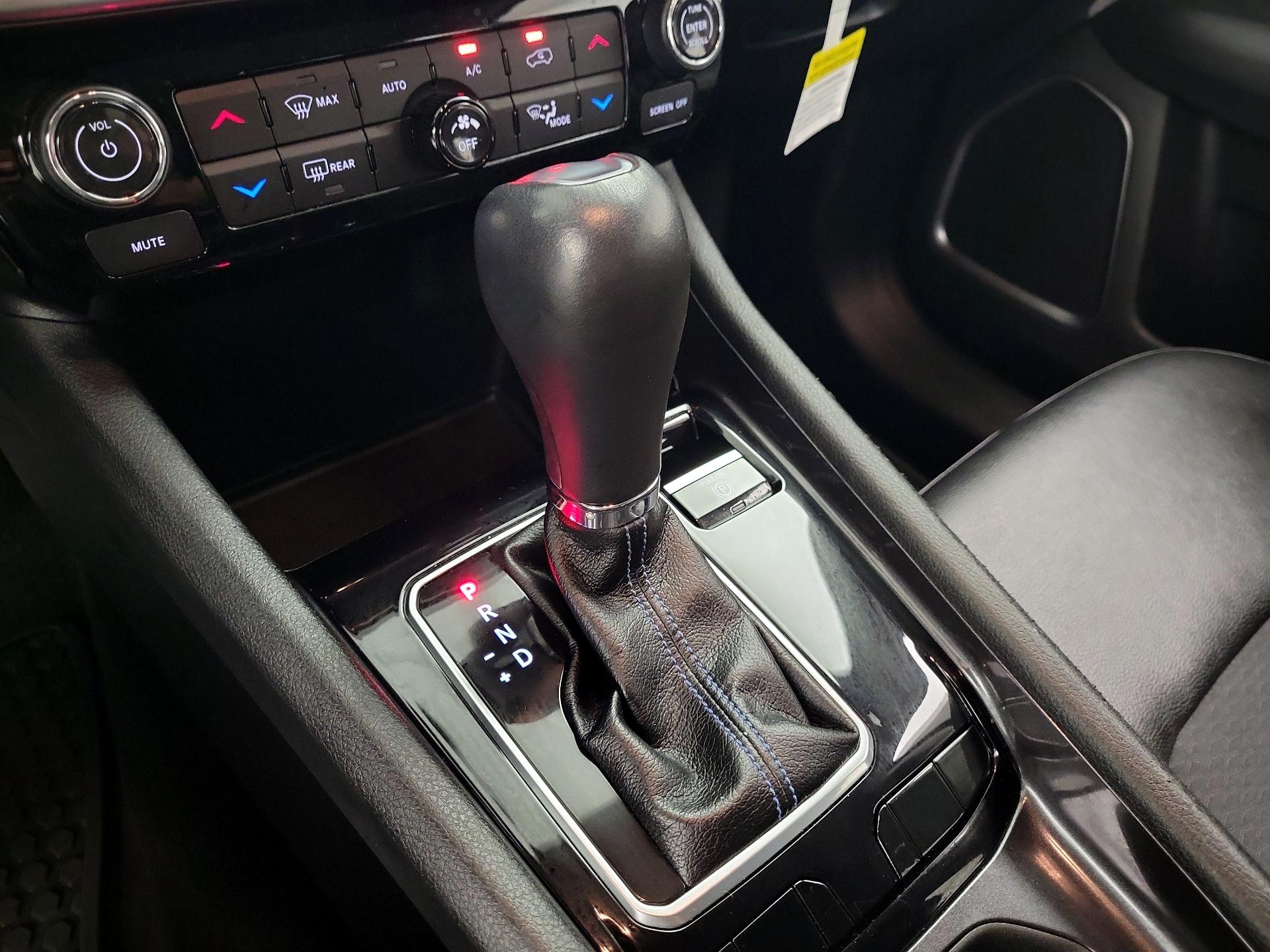 Thumbnail: 2022 Jeep Compass - 17