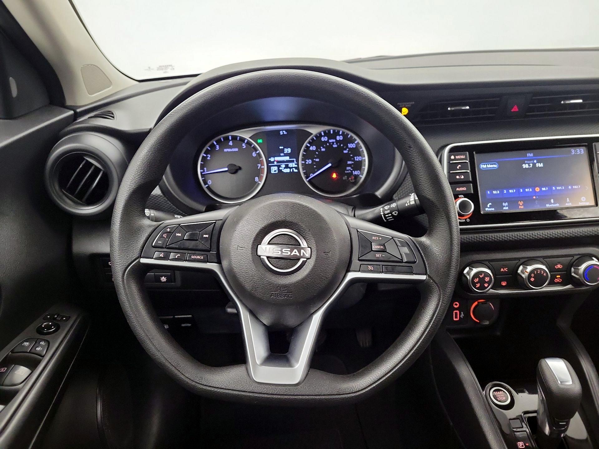 Thumbnail: 2022 Nissan Kicks - 10